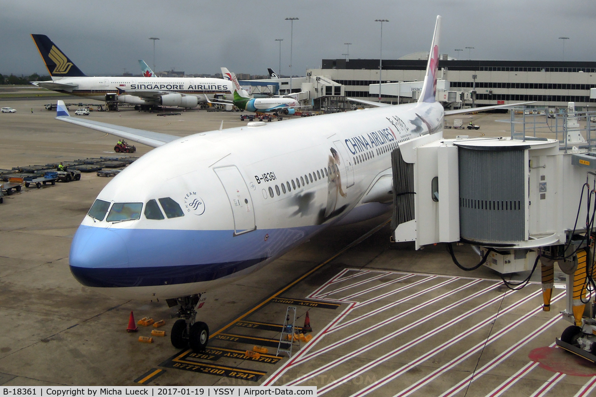 B-18361, 2014 Airbus A330-302 C/N 1539, At Sydney
