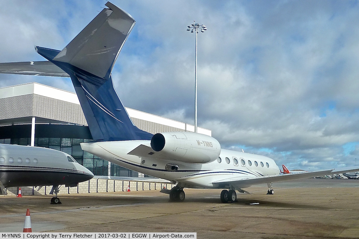 M-YNNS, 2015 Gulfstream Aerospace G650 (G-VI) C/N 6120, At Luton