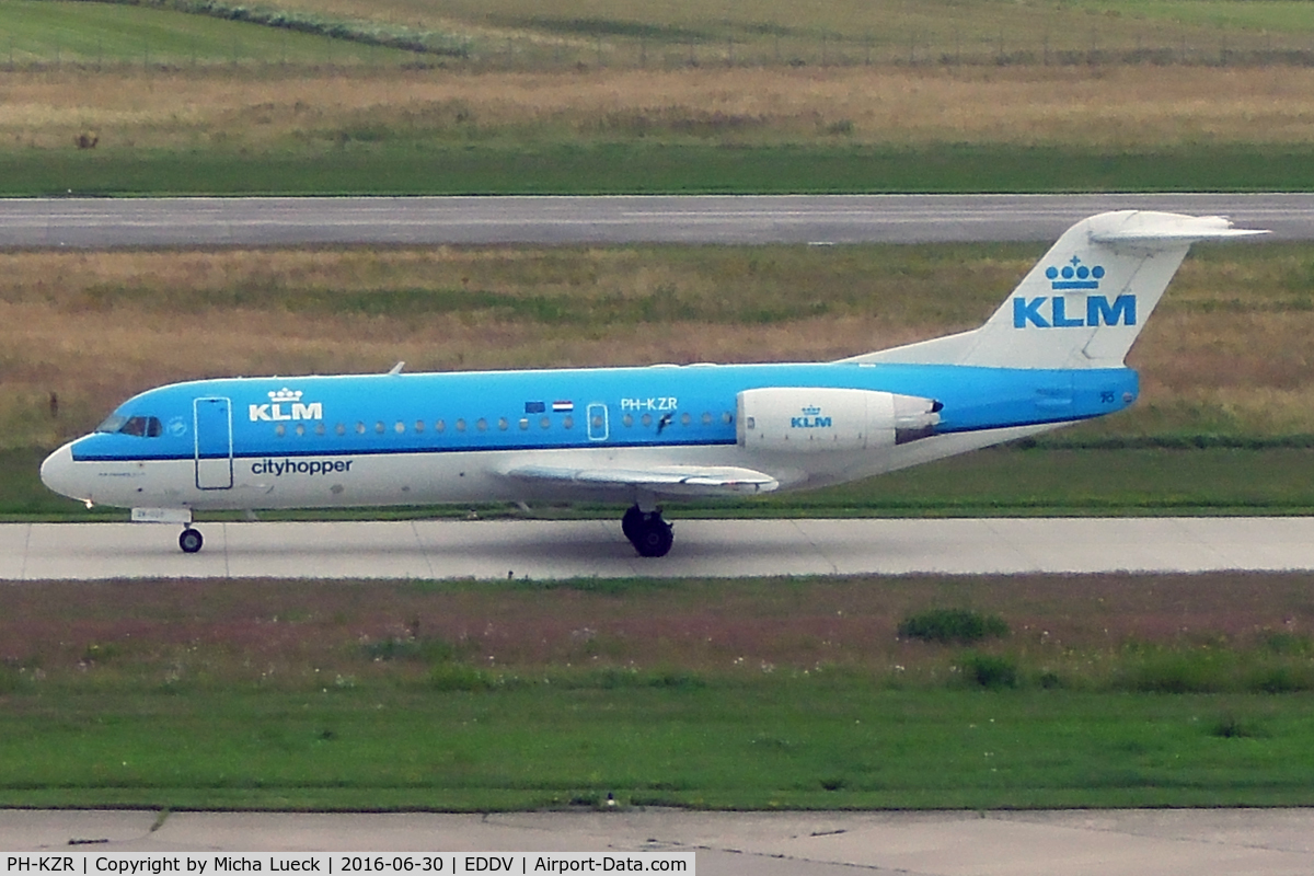 PH-KZR, 1995 Fokker 70 (F-28-0070) C/N 11551, At Hanover