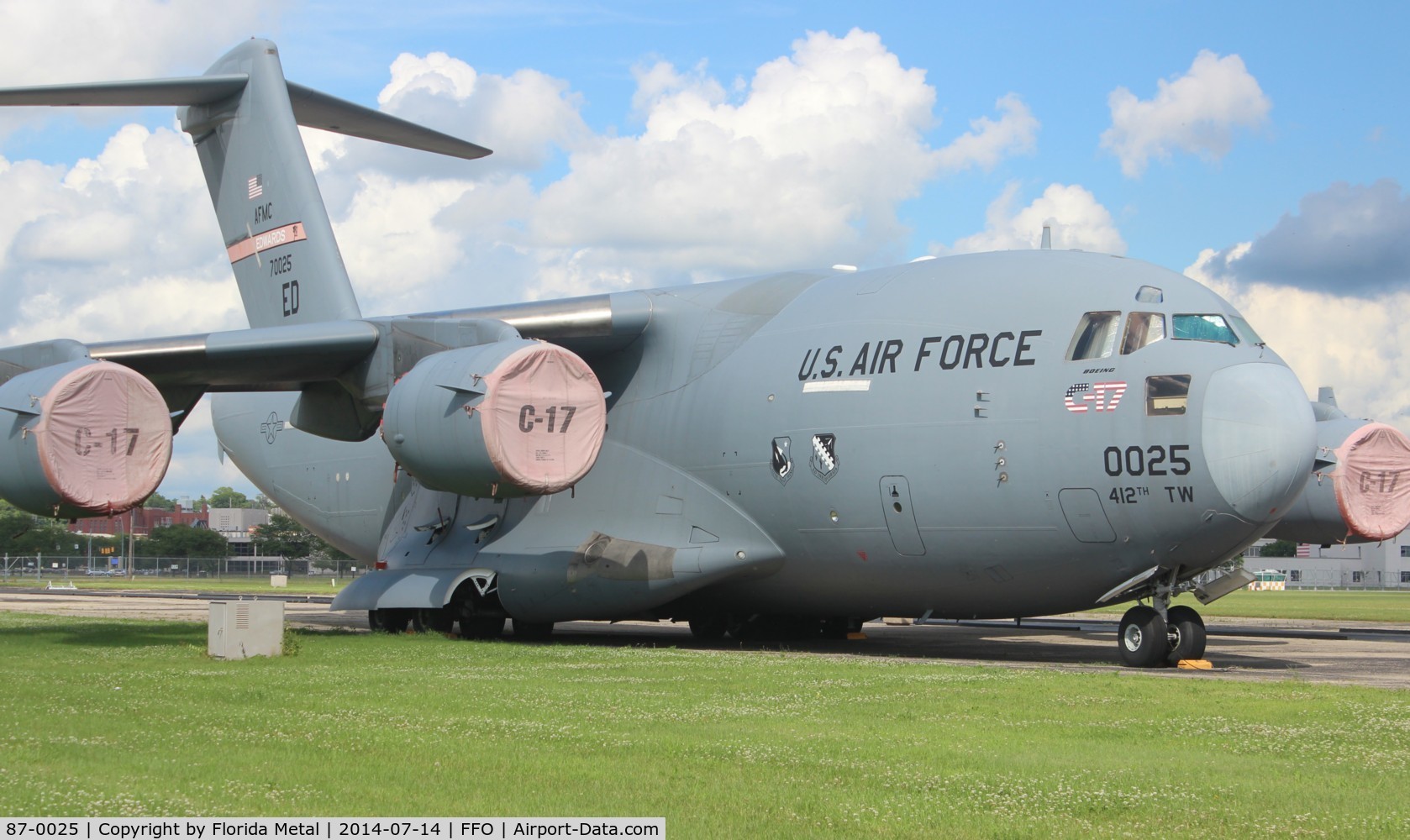 87-0025, 1987 McDonnell Douglas C-17A Globemaster III C/N F-001/T-1, C-17A