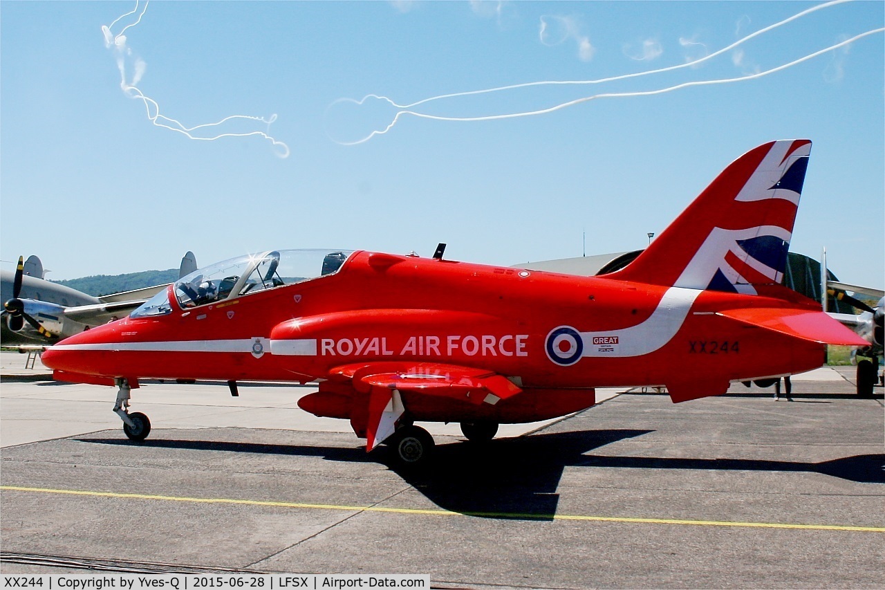 XX244, 1978 Hawker Siddeley Hawk T.1 C/N 080/312080, Royal Air Force Red Arrows Hawker Siddeley Hawk T.1A, Luxeuil-Saint Sauveur Air Base 116 (LFSX) Open day 2015