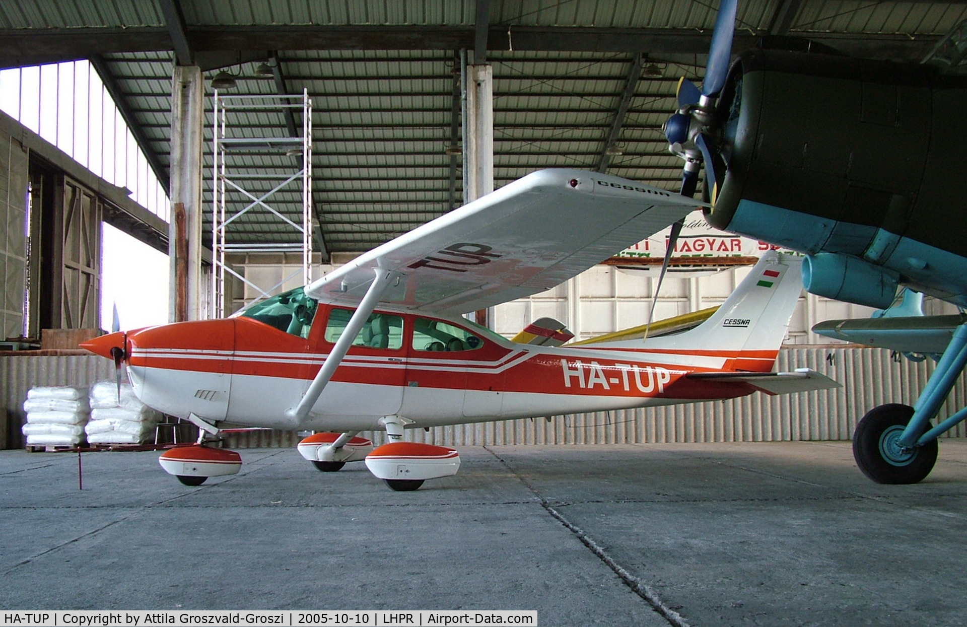 HA-TUP, Cessna 182P Skylane C/N 18263805, Györ-Pér Airport, Hungary