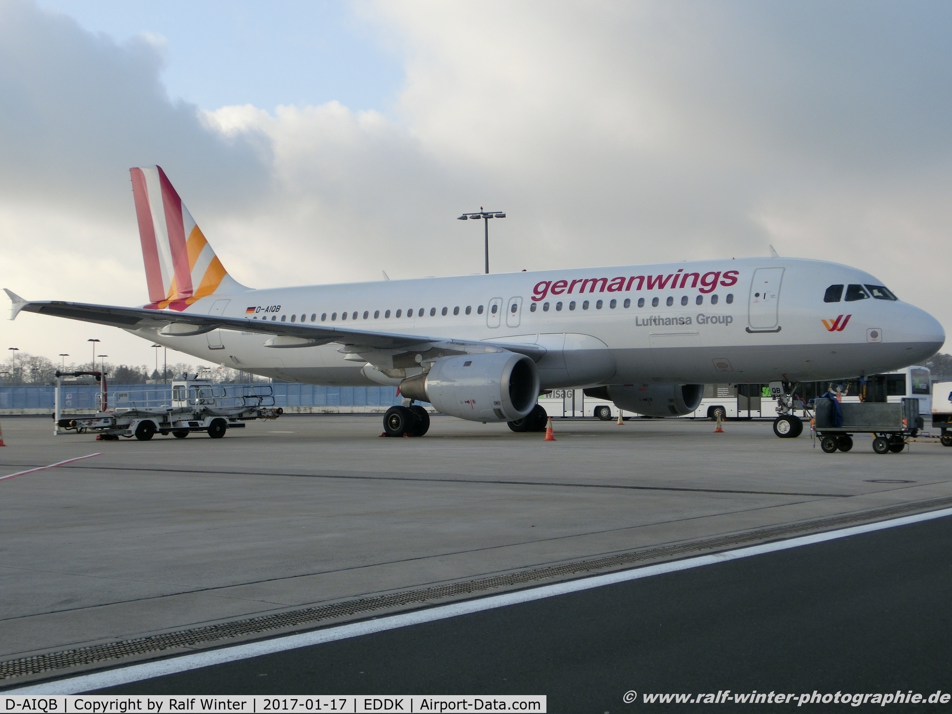 D-AIQB, 1991 Airbus A320-211 C/N 0200, Airbus A320-211 - 4u GWI Germanwings ex Lufthansa 'Bielefeld' - 200 - D-AIQB - 17.01.2017 - CGN