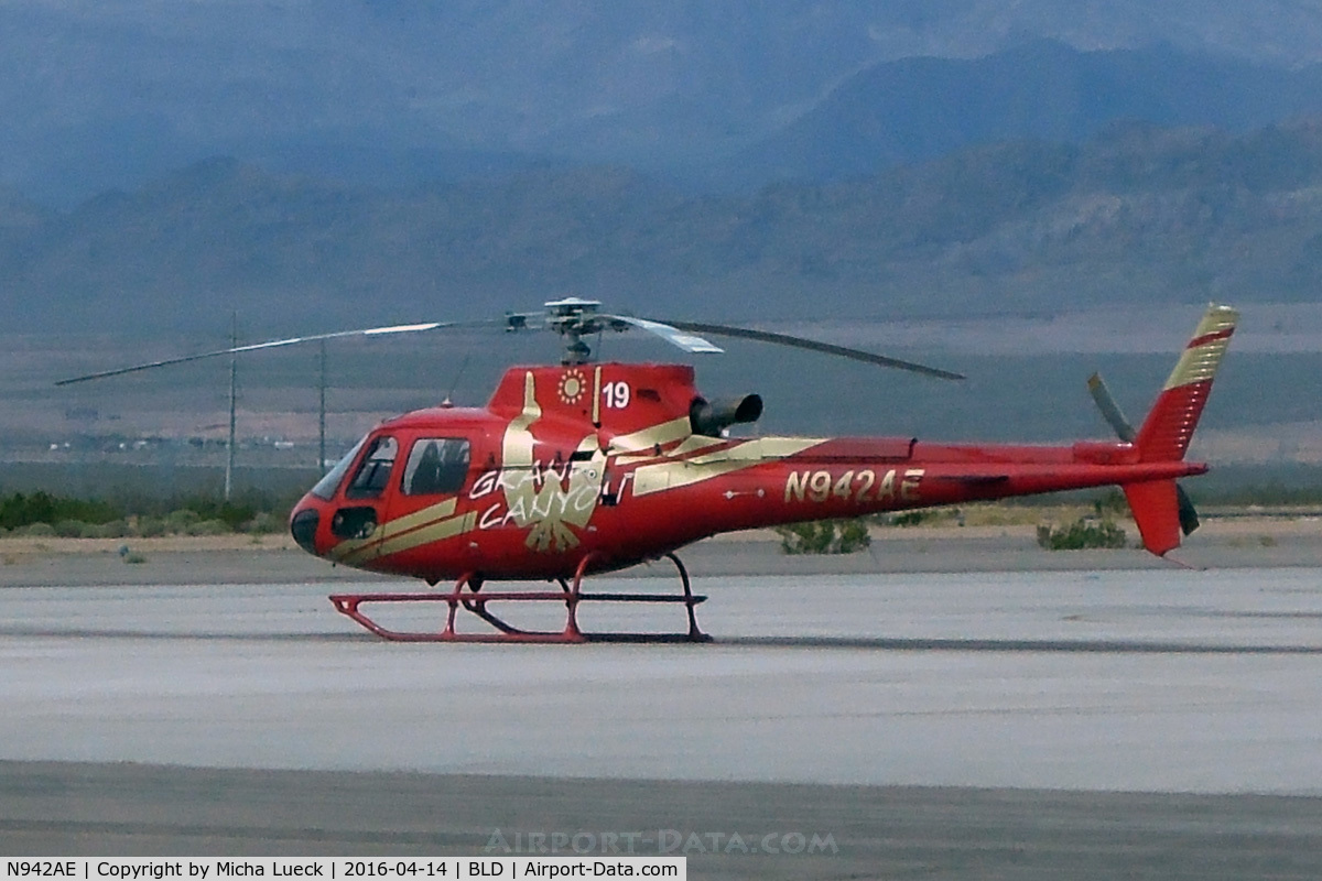 N942AE, Eurocopter AS-350B-3 Ecureuil Ecureuil C/N 7044, At Boulder