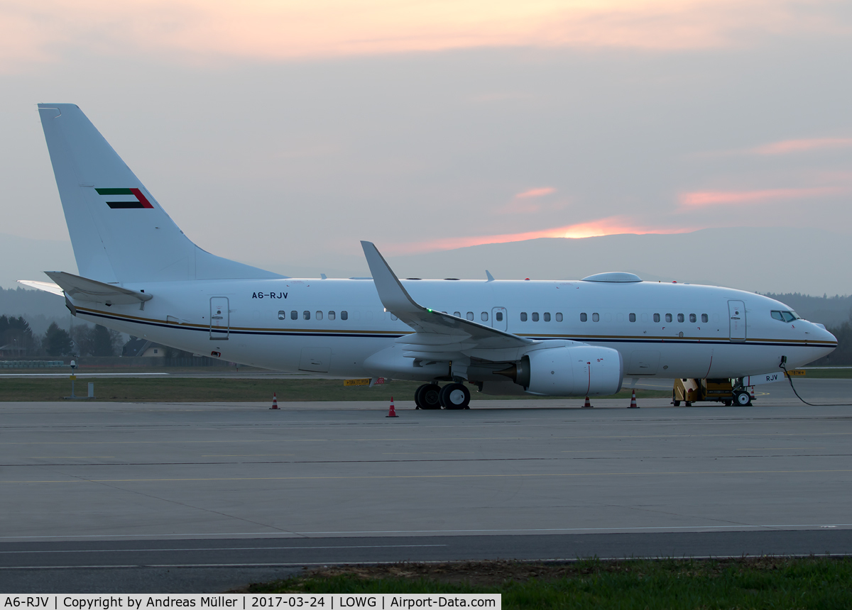 A6-RJV, Boeing 737-77W BBJ C/N 62467/5564, Business flight