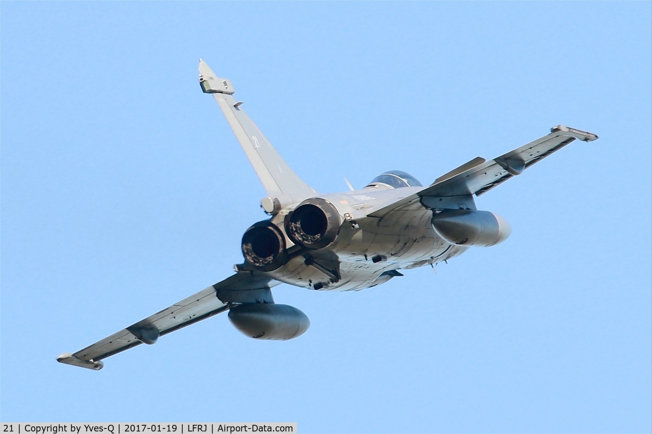 21, Dassault Rafale M C/N 21, Dassault Rafale M, Overshoot final 08, Landivisiau Naval Air Base (LFRJ)