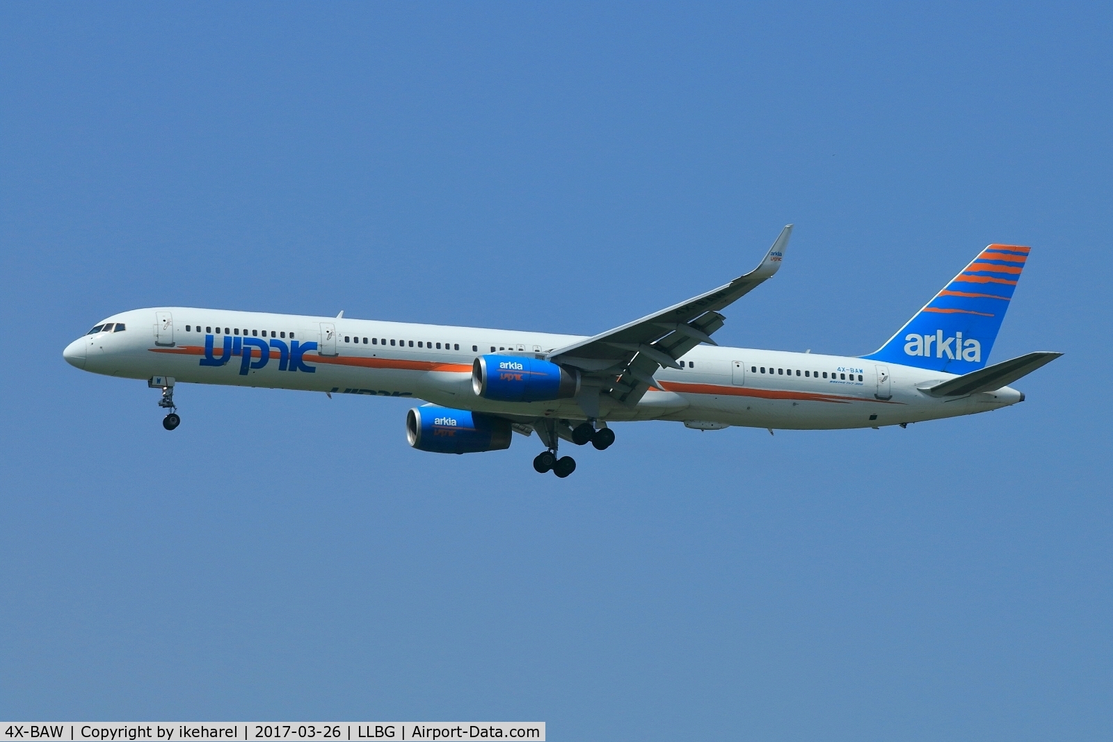 4X-BAW, 2000 Boeing 757-3E7 C/N 30179, Flight from Eilat, Israel, upon landing on runway 21.