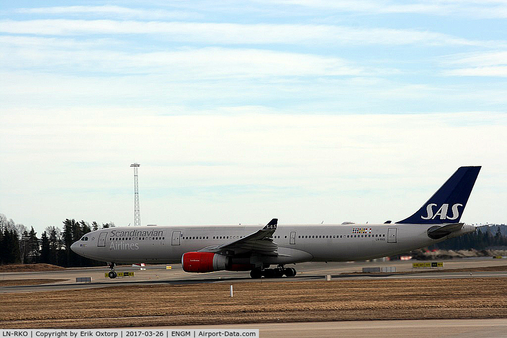 LN-RKO, 2003 Airbus A330-343X C/N 515, LN-RKO in OSL