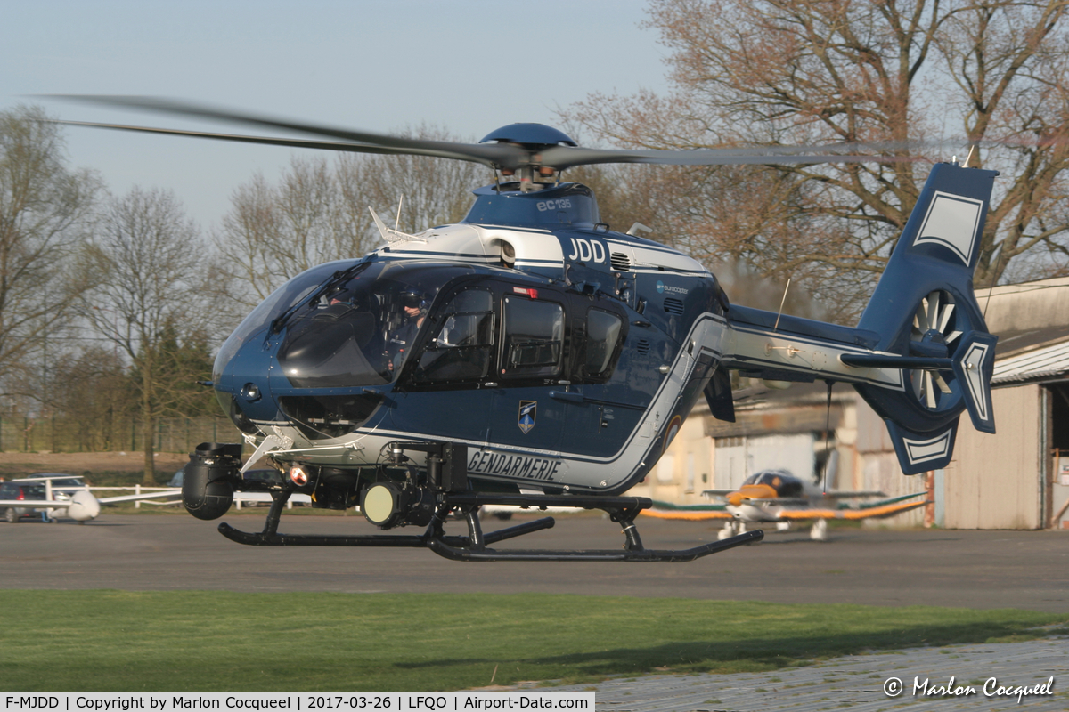 F-MJDD, 2009 Eurocopter EC-135T-2+ C/N 0727, Take off