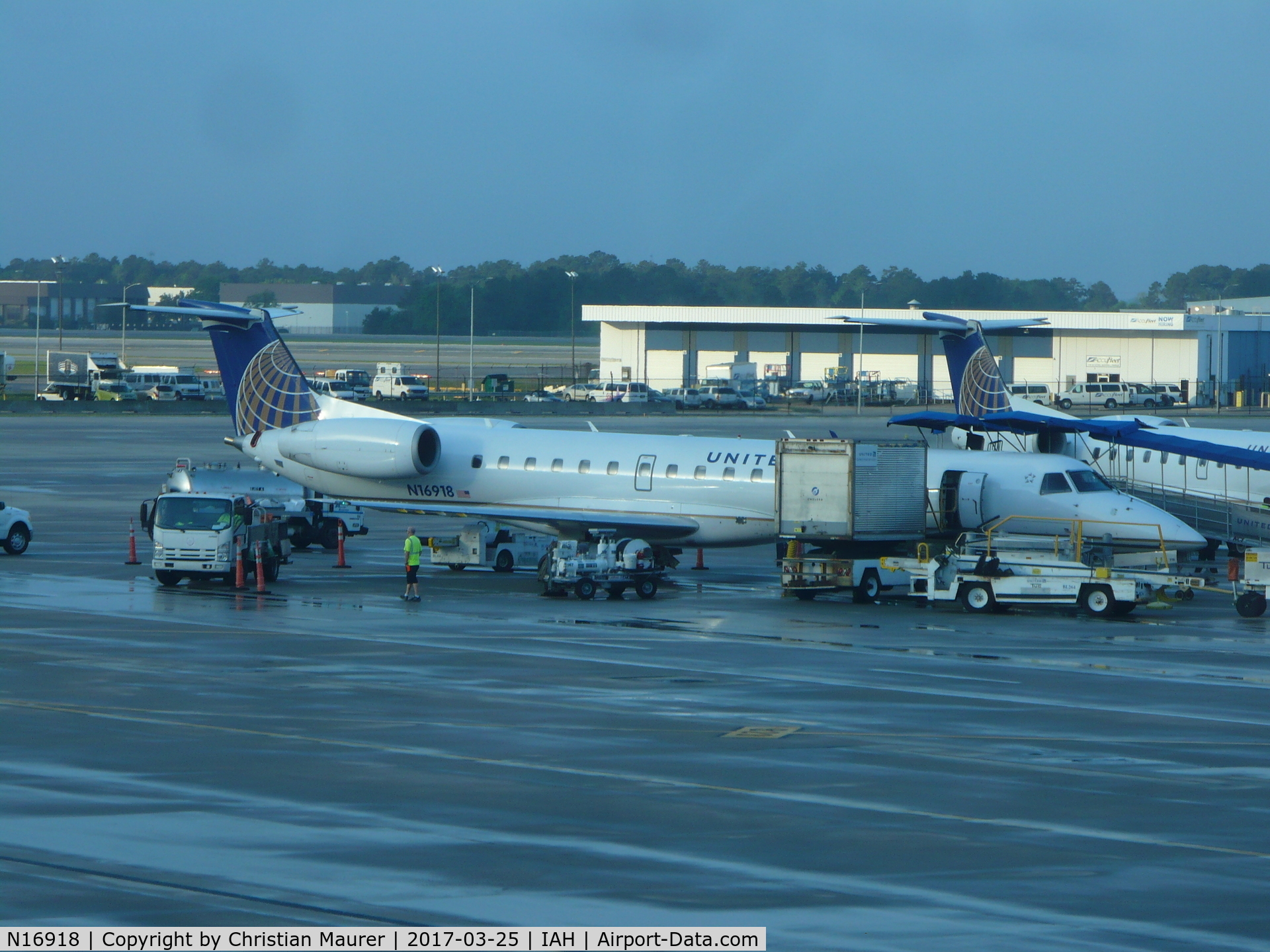 N16918, 2001 Embraer ERJ-145LR (EMB-145LR) C/N 145397, ERJ-145LR