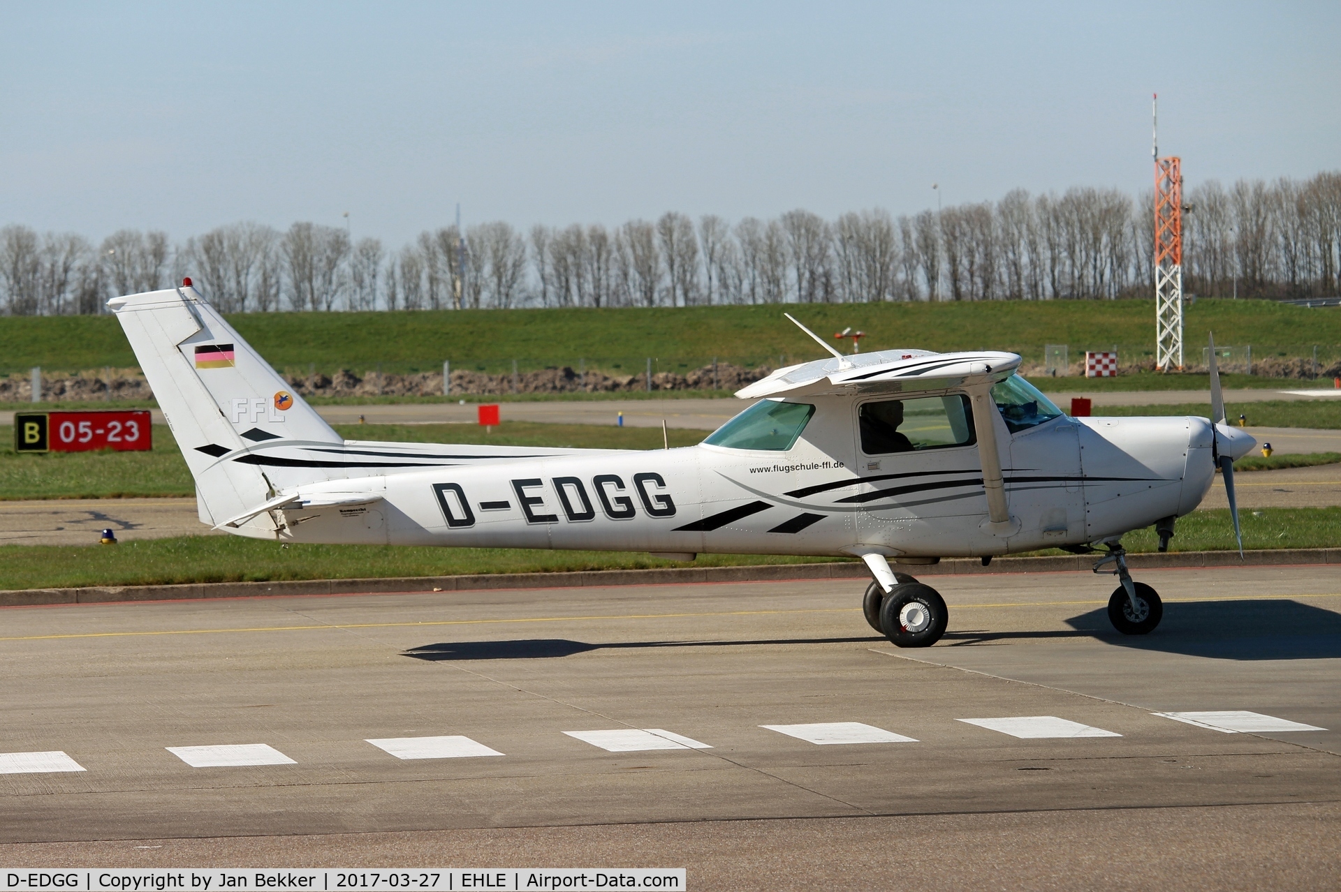 D-EDGG, 1984 Reims F152 C/N 1932, Lelystad Airport