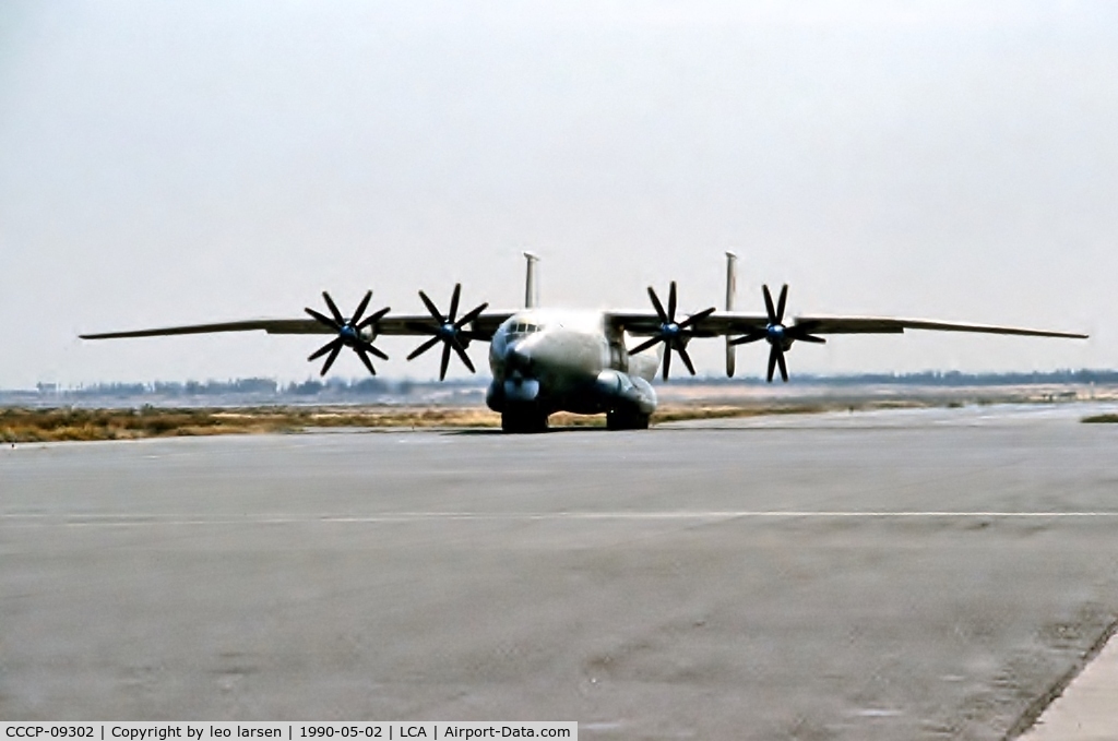 CCCP-09302, 1969 Antonov An-22 C/N 8340202, Larnaca Cyprus 2.5.1990