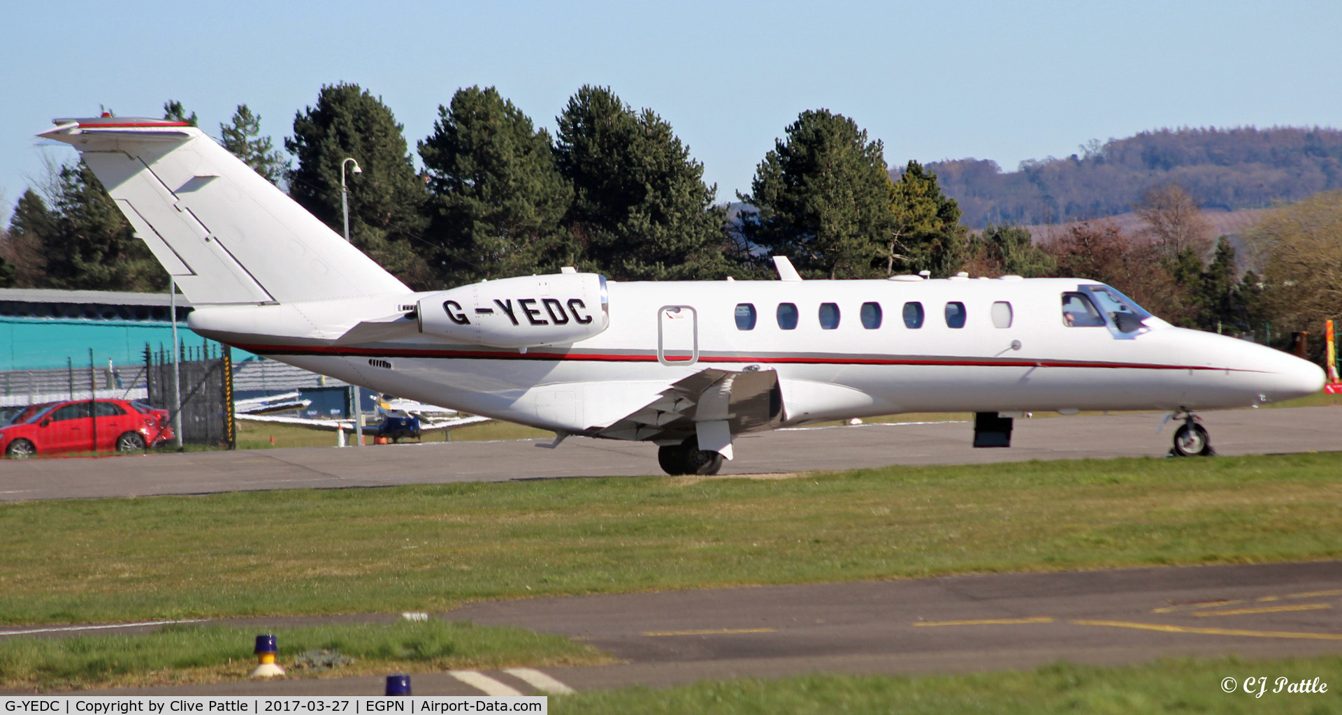 G-YEDC, 2007 Cessna 525B CitationJet CJ3 C/N 525B-0162, On the ramp at Dundee