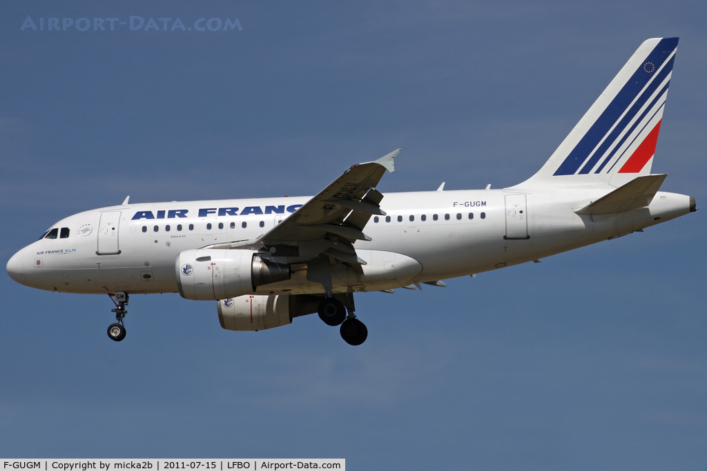 F-GUGM, 2006 Airbus A318-111 C/N 2750, Landing