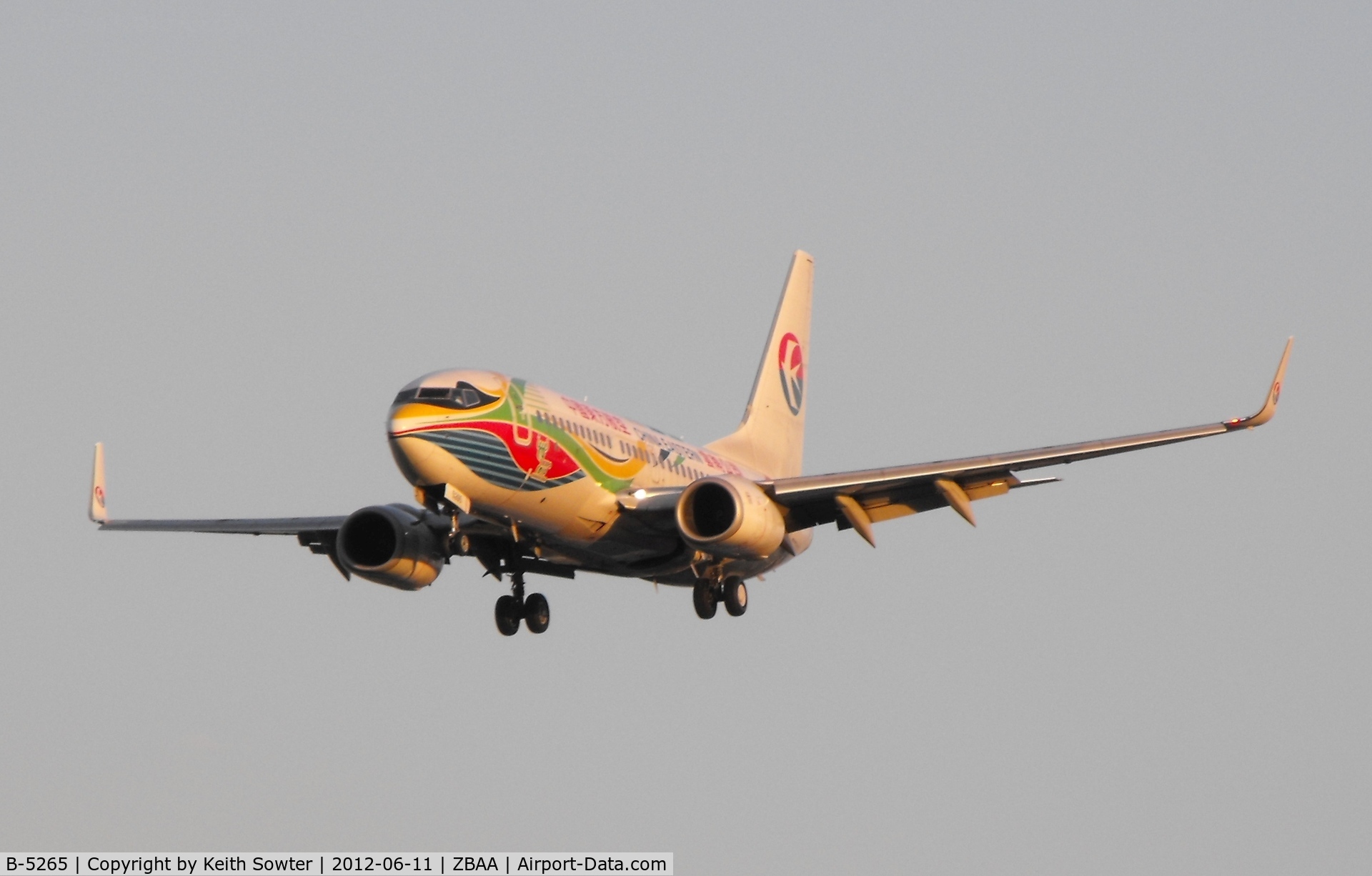 B-5265, 2010 Boeing 737-79P C/N 36767, Short finals to land