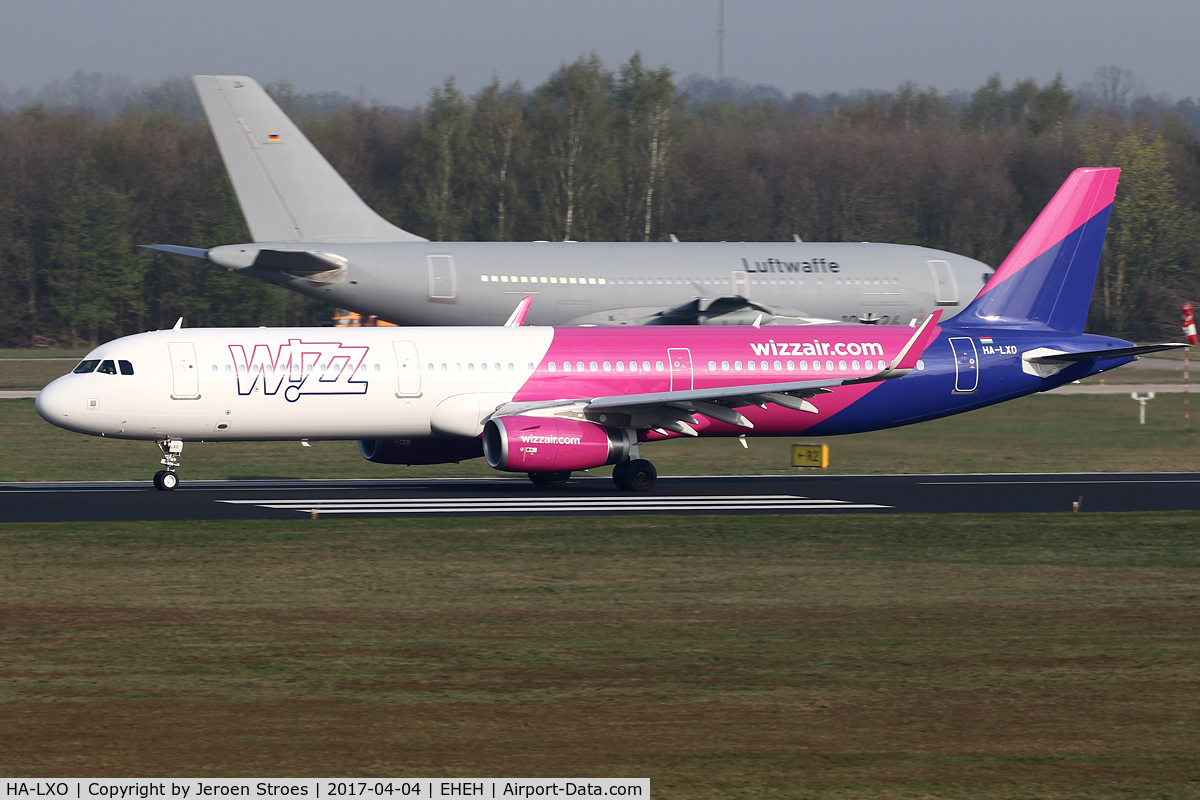 HA-LXO, 2017 Airbus A321-231 C/N 7562, Eindhoven