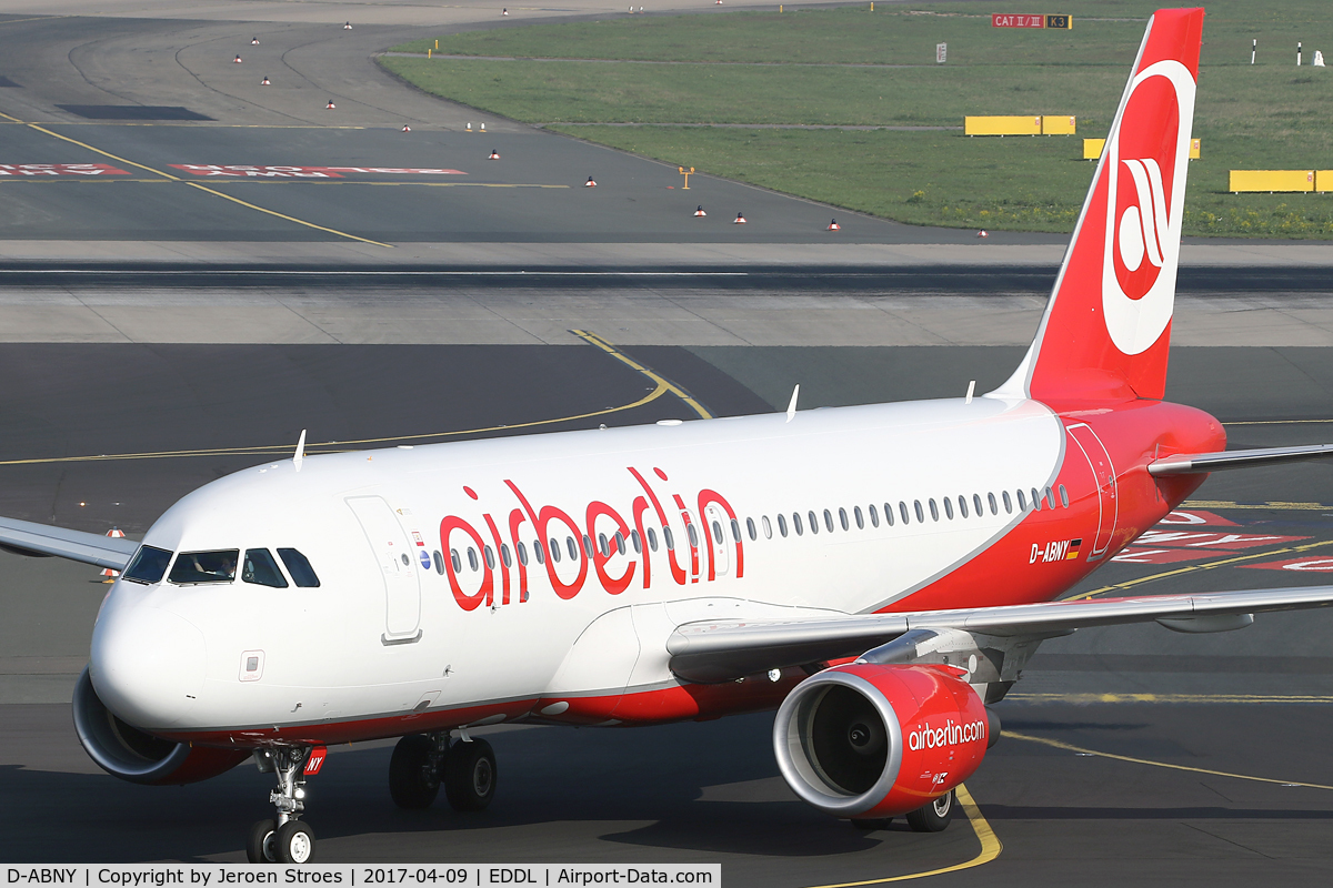 D-ABNY, 2016 Airbus A320-214 C/N 6966, Dusseldorf Airport
