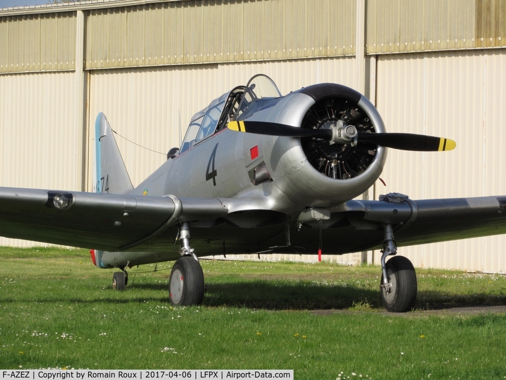 F-AZEZ, 1951 North American T-6G Texan C/N 182-361, Parked
