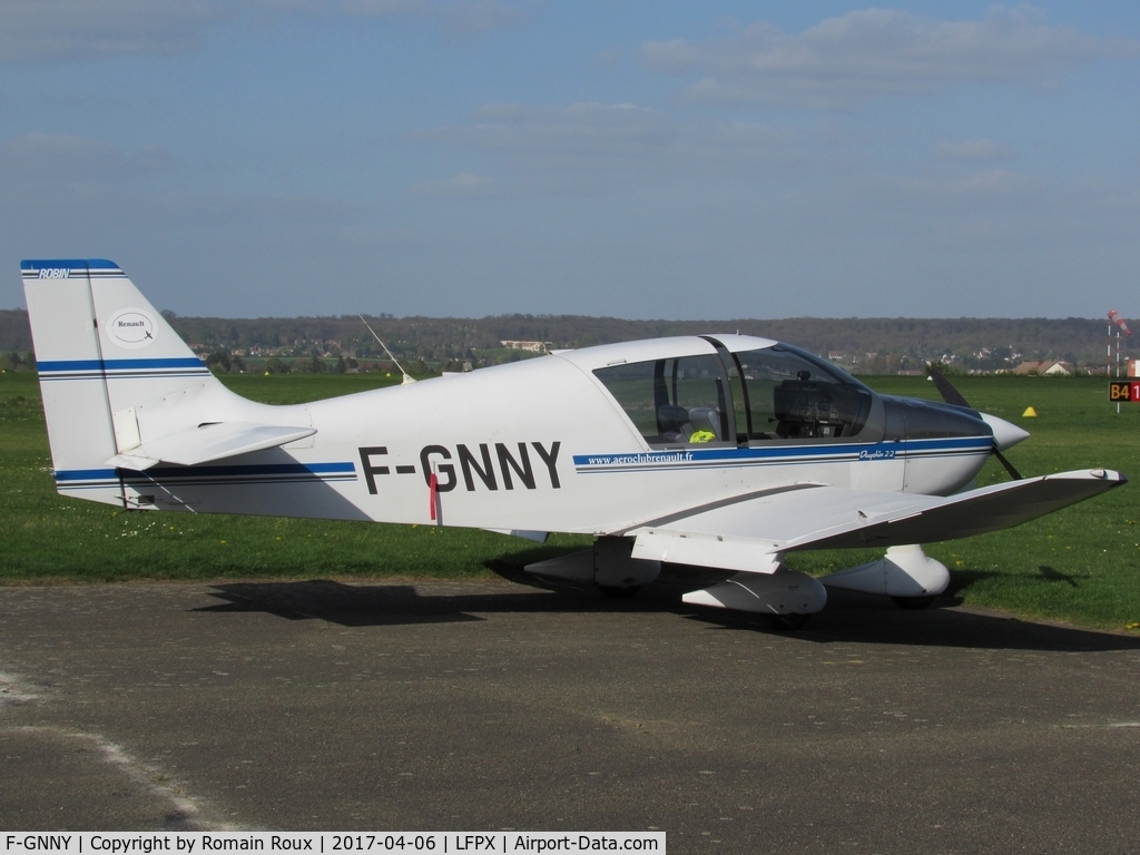 F-GNNY, Robin DR-400-120 Dauphin 2+2 C/N 2267, Parked
