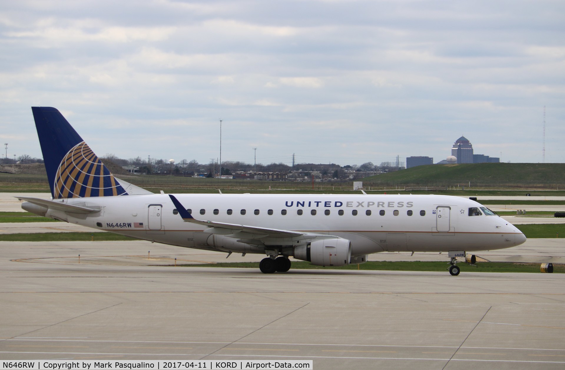 N646RW, 2005 Embraer 170SE (ERJ-170-100SE) C/N 17000066, ERJ 170-100 SE