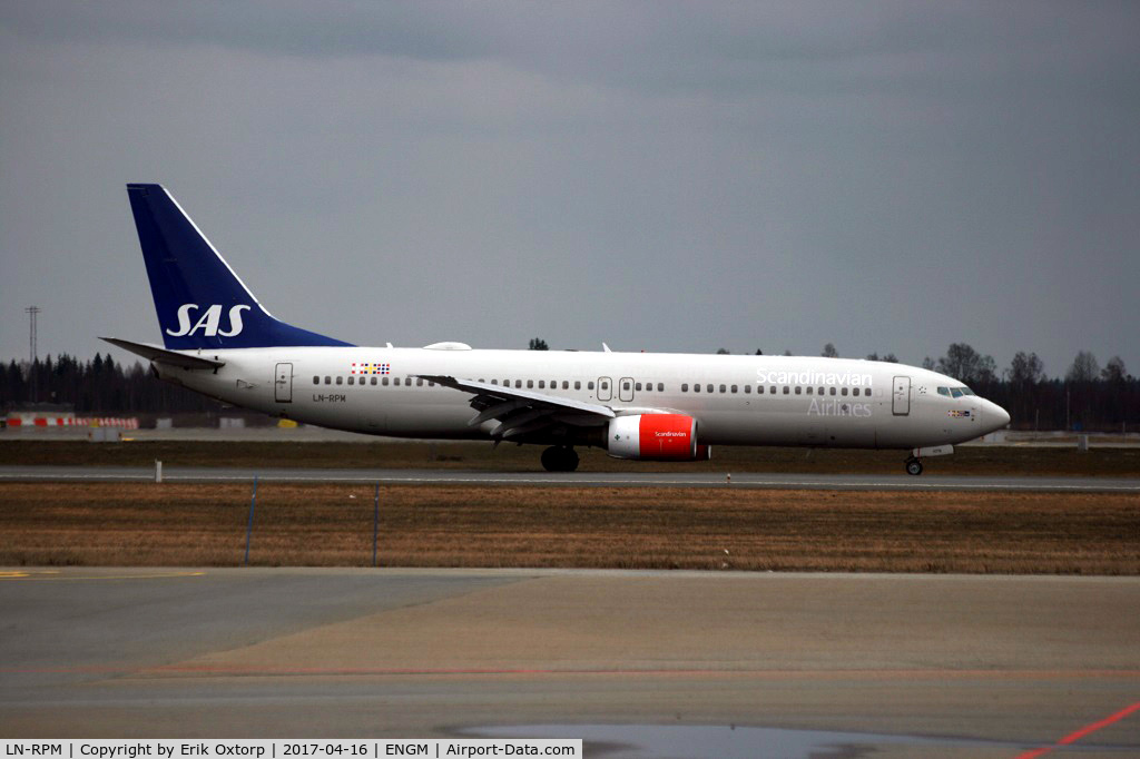 LN-RPM, 2000 Boeing 737-883 C/N 30195, LN-RPM in OSL