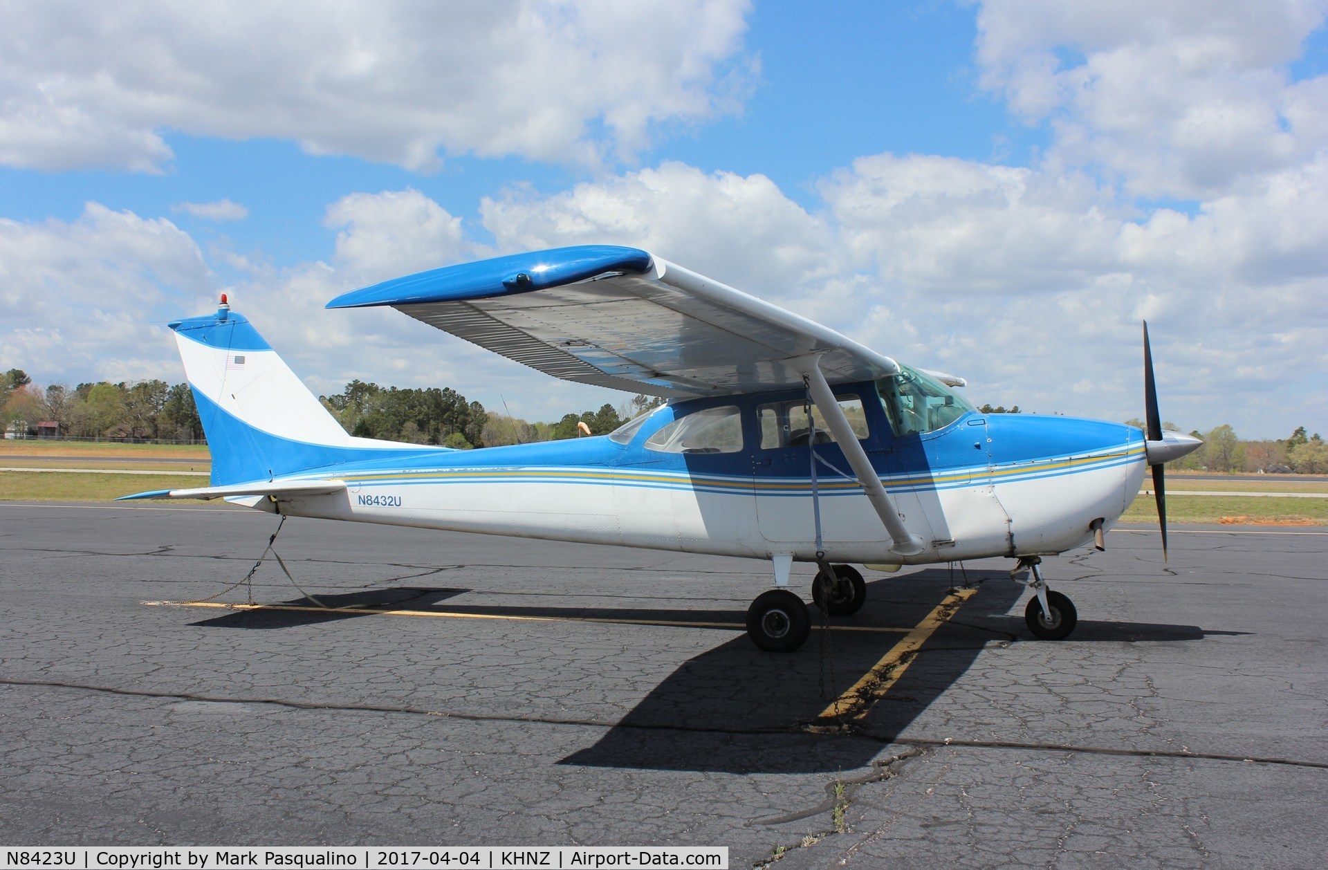 N8423U, 1964 Cessna 172F C/N 17252323, Cessna 172F