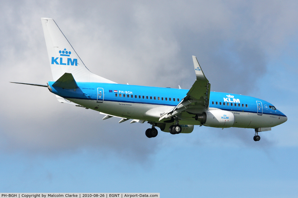 PH-BGH, 2009 Boeing 737-7K2 C/N 38053, Boeing 737-7K2 on approach to 07 at Newcastle Airport UK. August 26th 2010.