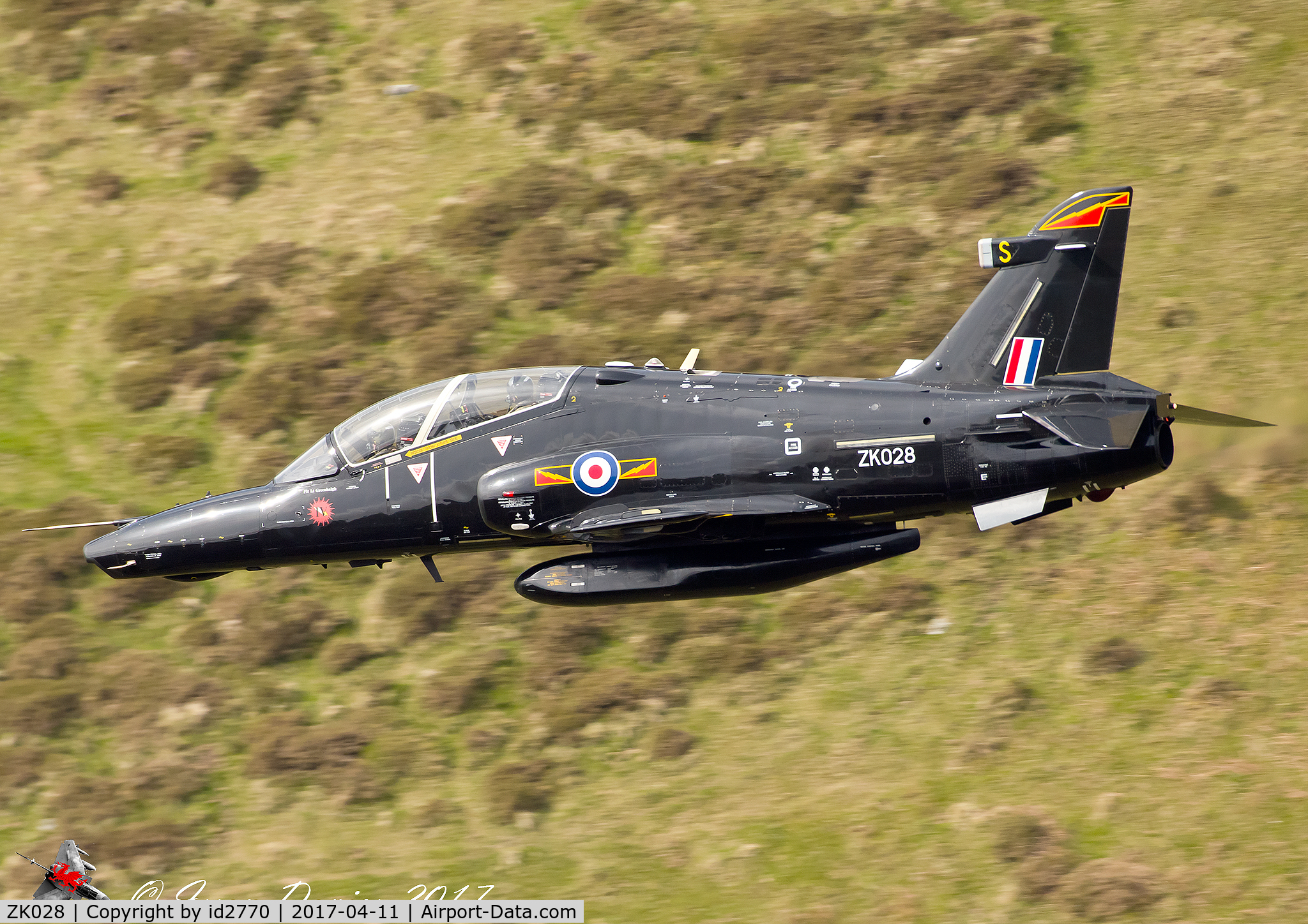 ZK028, 2009 British Aerospace Hawk T2 C/N RT019/1257, Seen at the Machynlleth Loop