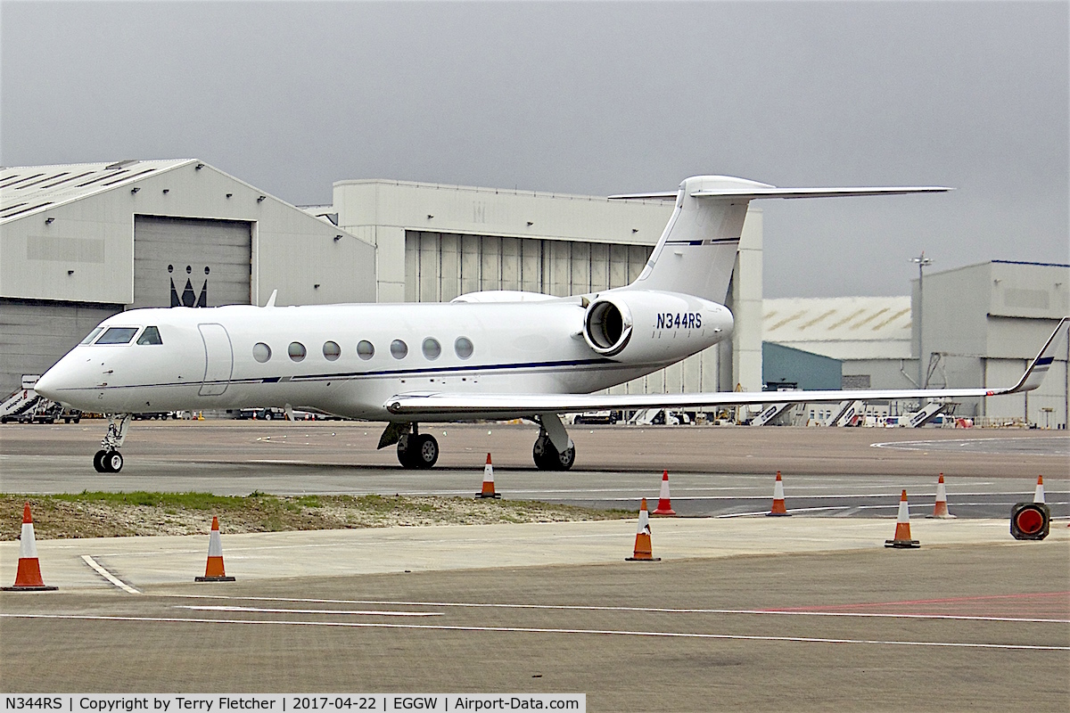 N344RS, 2013 Gulfstream Aerospace GV-SP (G550) C/N 5444, At Luton Airport