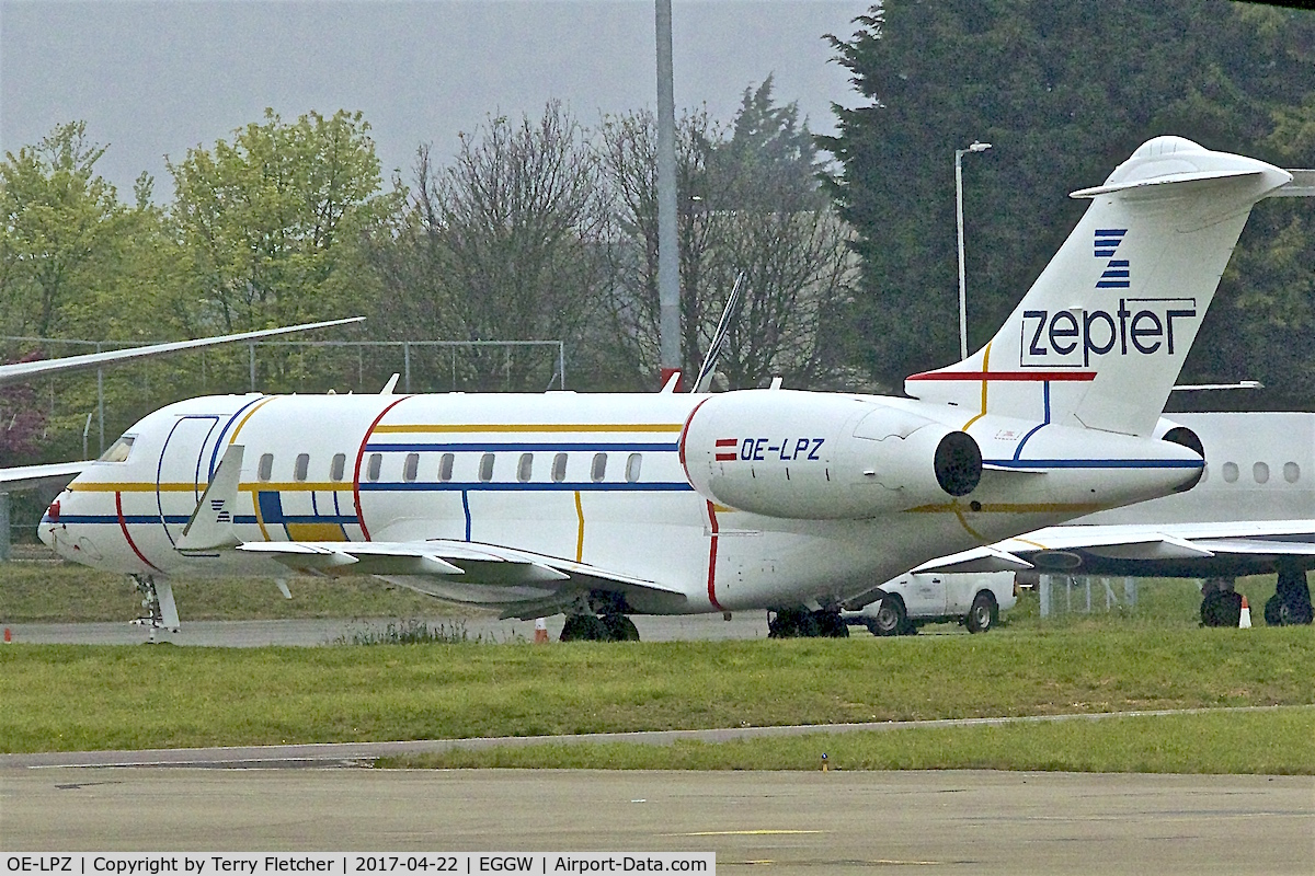 OE-LPZ, 2013 Bombardier BD-700-1A11 Global 5000 C/N 9495, At Luton Airport