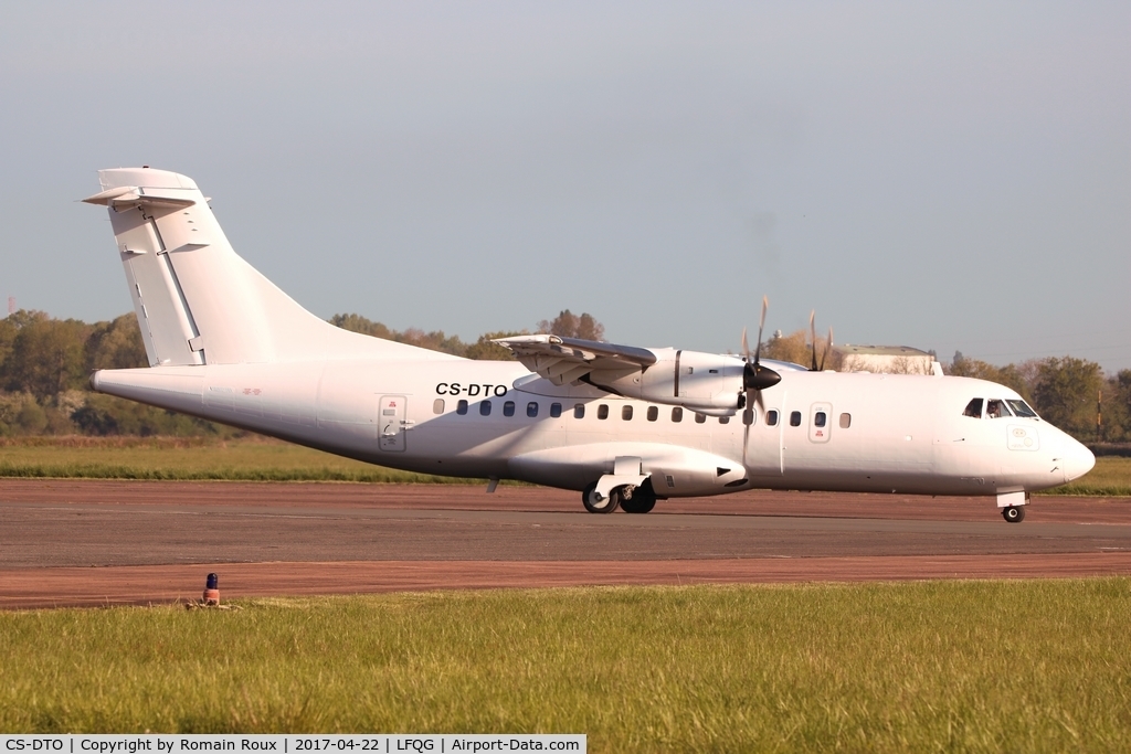 CS-DTO, 1988 ATR 42-300 C/N 095, Taxiing