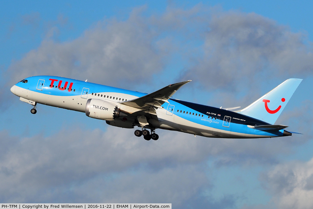 PH-TFM, 2015 Boeing 787-8 Dreamliner Dreamliner C/N 36429, TUI