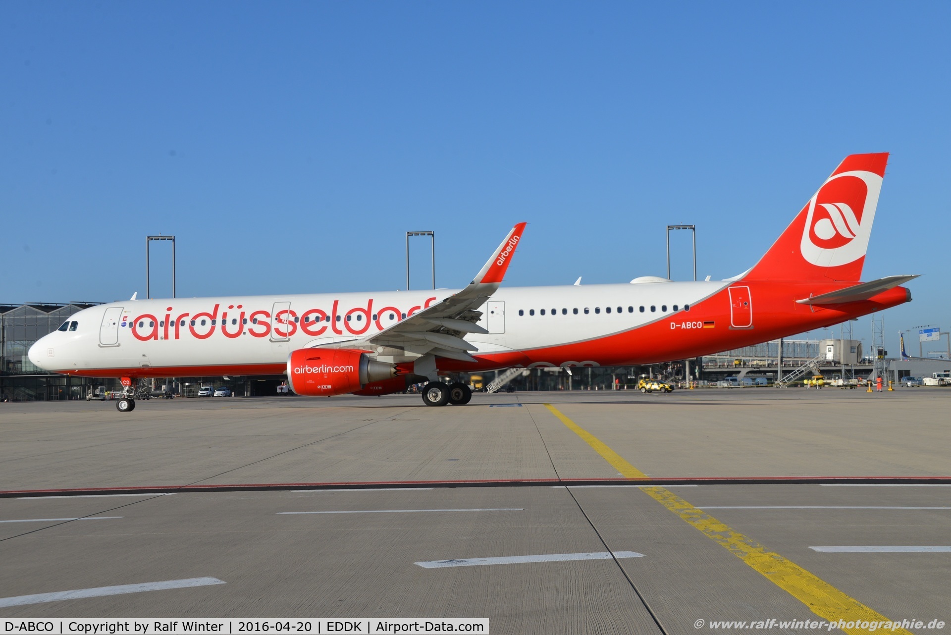 D-ABCO, 2015 Airbus A321-211 C/N 6501, Airbus A321-211(W) - AB BER Air Berlin 'Air Düsseldorf' - 6501 - D-ABCO - 20.04.2016 - CGN