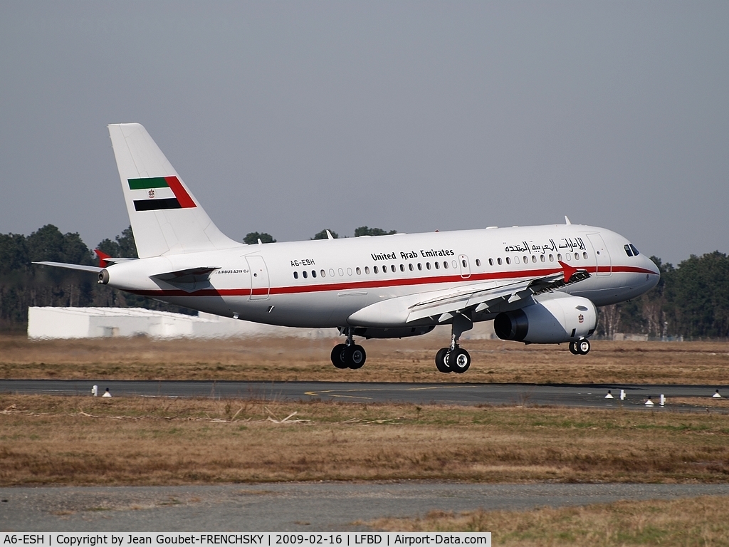 A6-ESH, 2000 Airbus VC-1A (A319-133/CJ) C/N 0910, United Arab Emirates Air Force landing runway 05