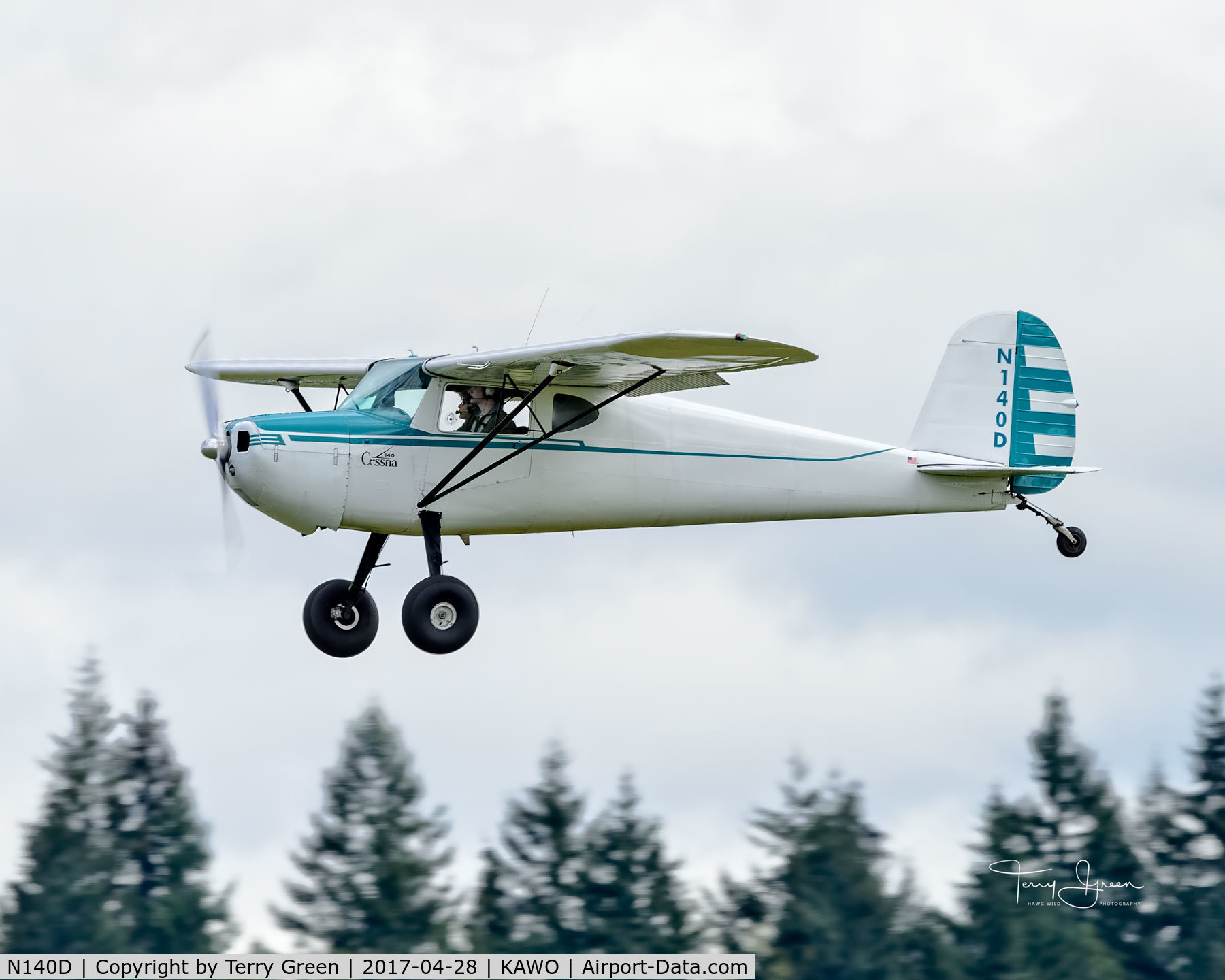 N140D, 1946 Cessna 140 C/N 8395, KAWO