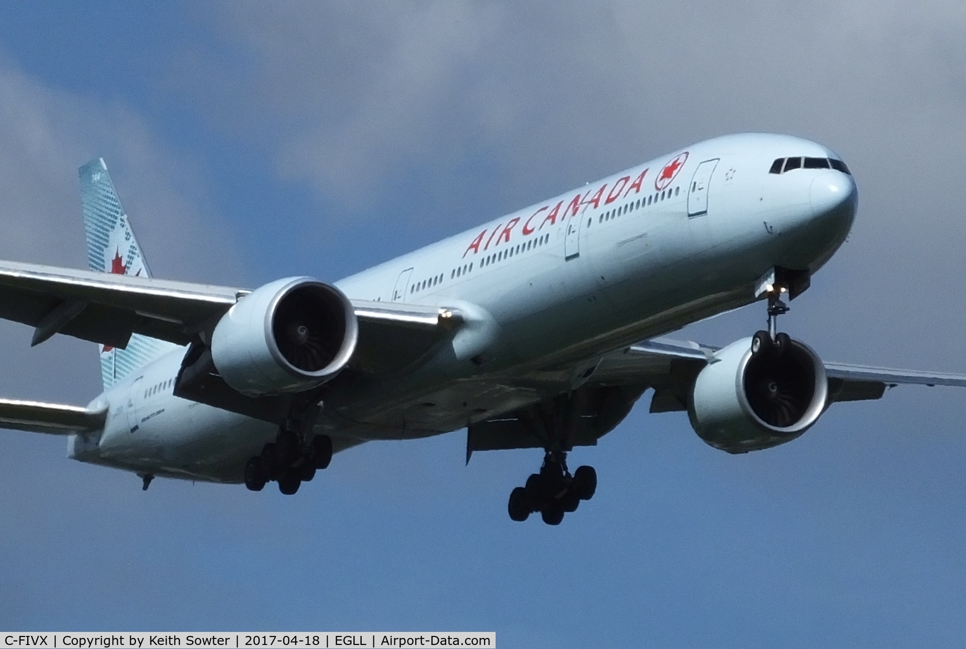 C-FIVX, 2013 Boeing 777-333/ER C/N 42219, Short finals to land on runway 09L at Heathrow