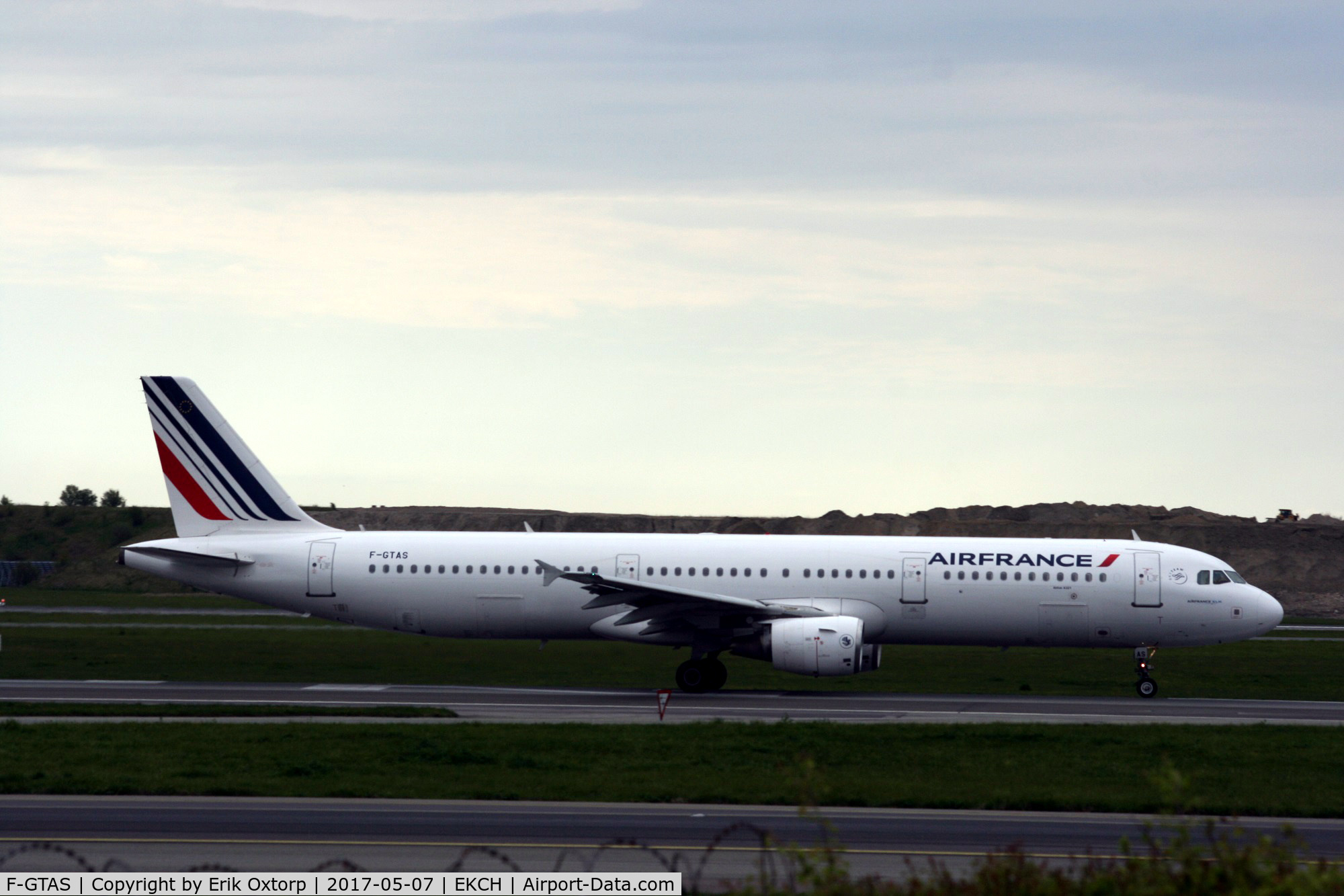 F-GTAS, 2008 Airbus A321-212 C/N 3419, F-GTAS taking off rw 22R