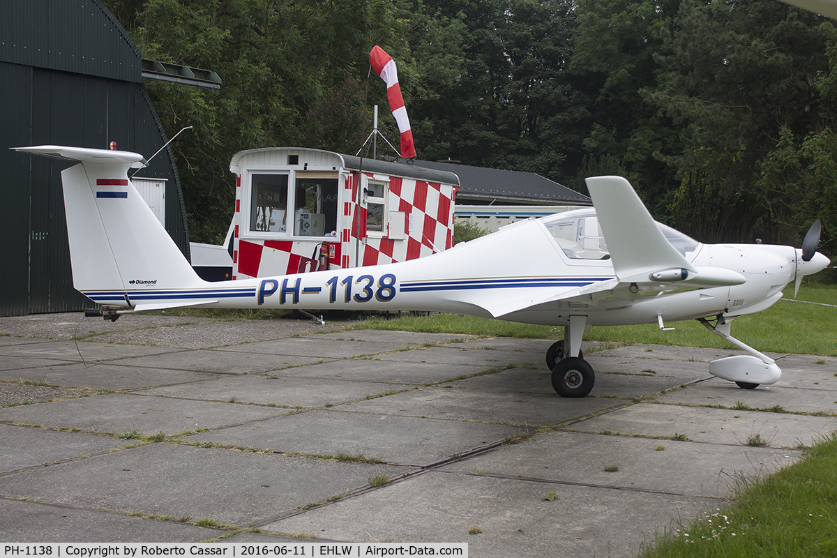 PH-1138, Diamond HK-36TTC Super Dimona C/N 36592, Luchtmahdagen 2016