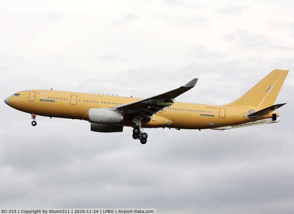 EC-333, 2015 Airbus A330-243 C/N 1667, C/n 1677 - For Singapore Air Force