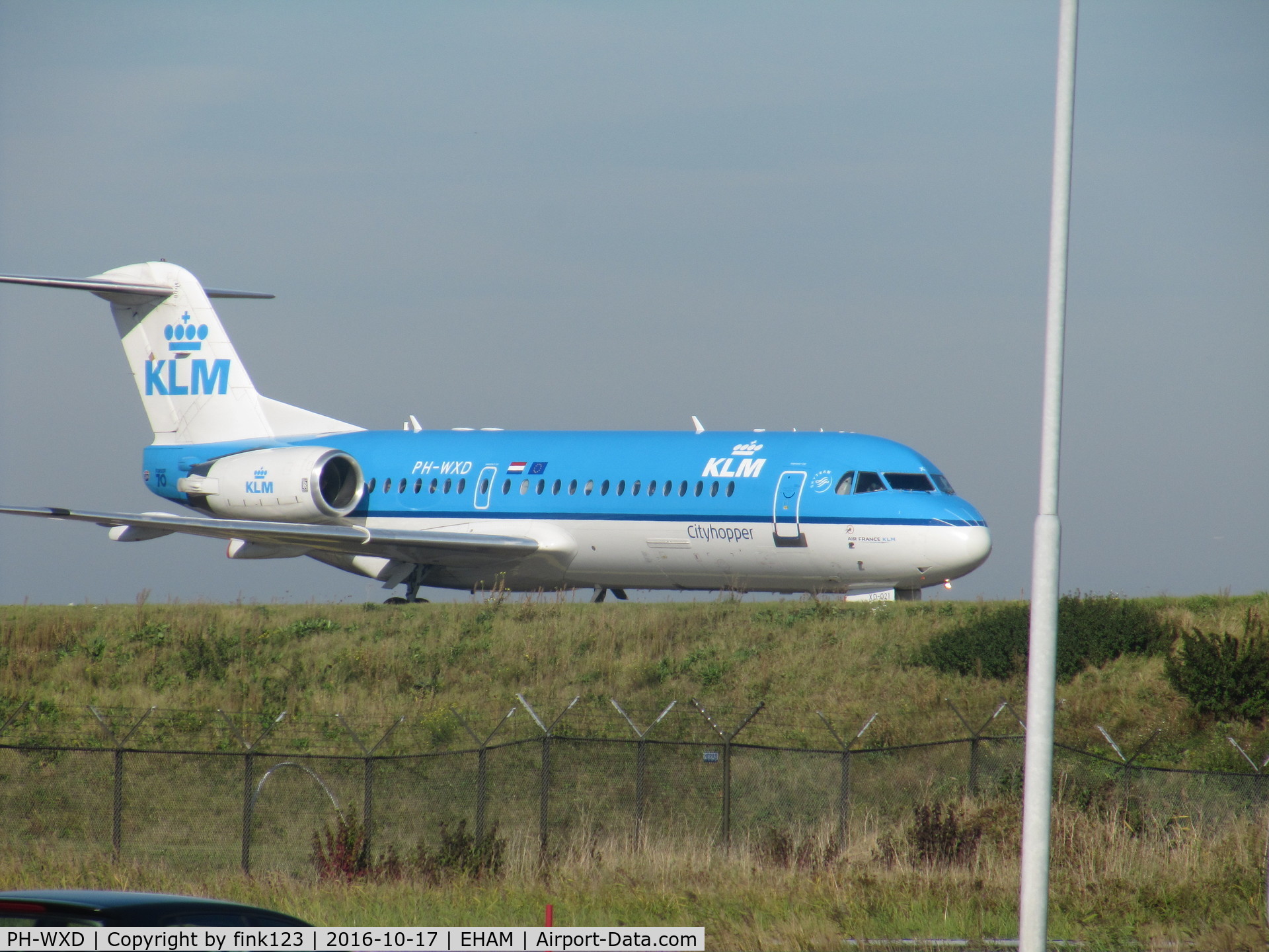 PH-WXD, 1995 Fokker 70 (F-28-0070) C/N 11563, KLM FOKKER OVER QUEBEC