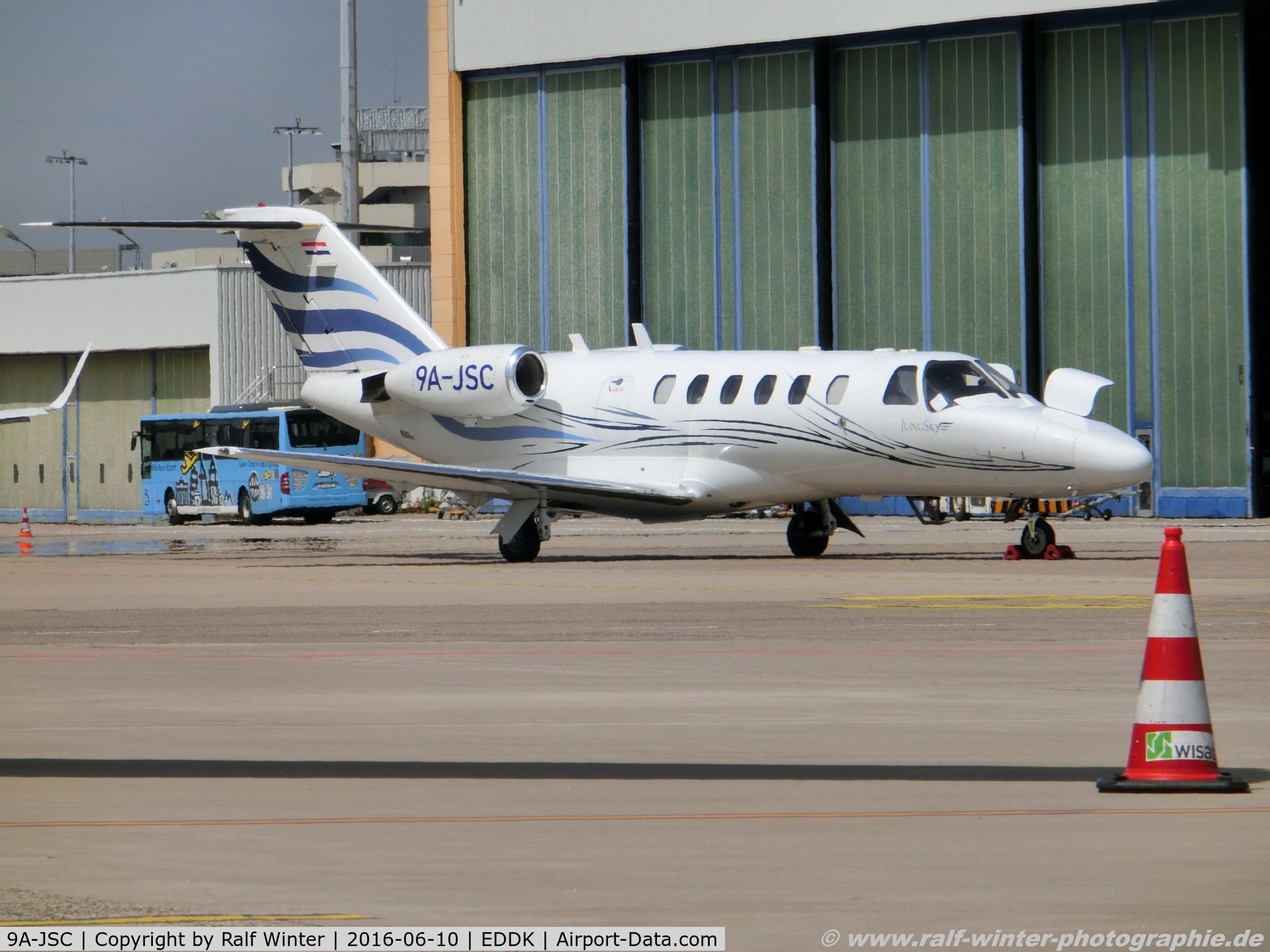 9A-JSC, 2001 Cessna 525A CitationJet CJ2 C/N 525A-0049, Cessna 525A CitationJet CJ2 - JSY Jung Sky - 525A0049 - 9A-JSC - 10.06.2016 - CGN