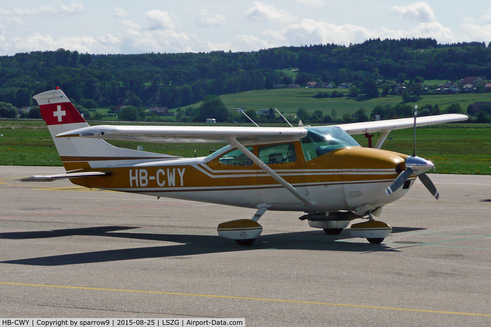 HB-CWY, 1975 Cessna 182P Skylane C/N 182-63877, At Grenchen Airport
