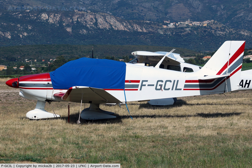 F-GCIL, Robin DR-400-160 Chevalier C/N 1457, Parked