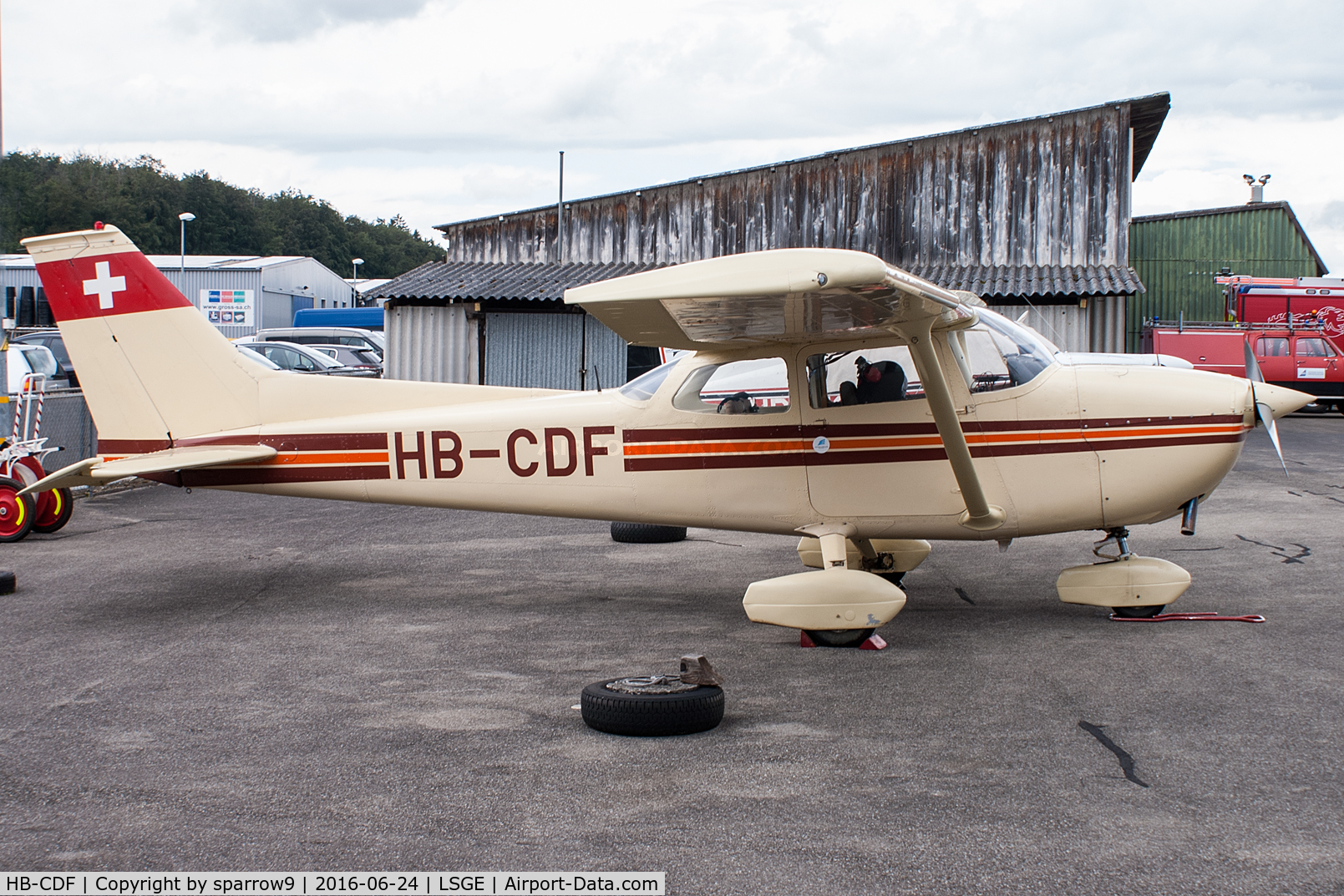 HB-CDF, 1972 Reims F172M Skyhawk C/N 0926, at Ecuvillens airport during RIO2016