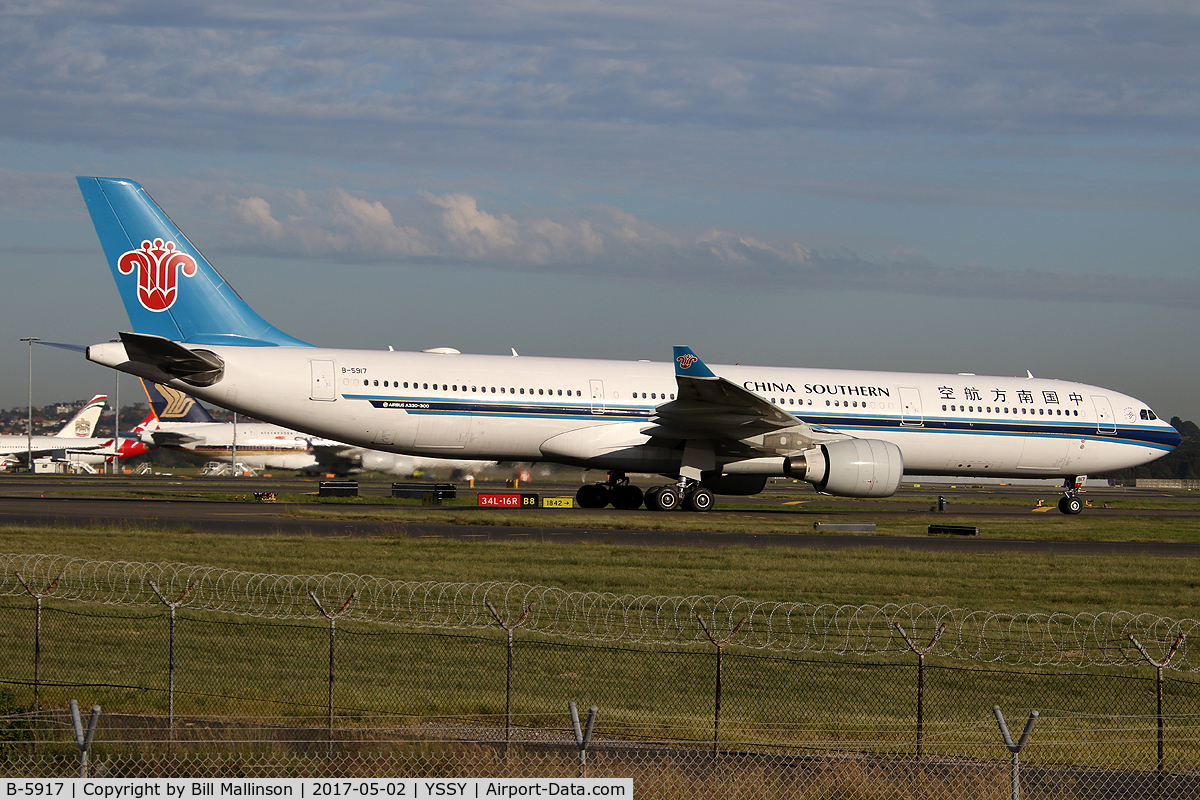 B-5917, 2013 Airbus A330-323X C/N 1392, taxiing