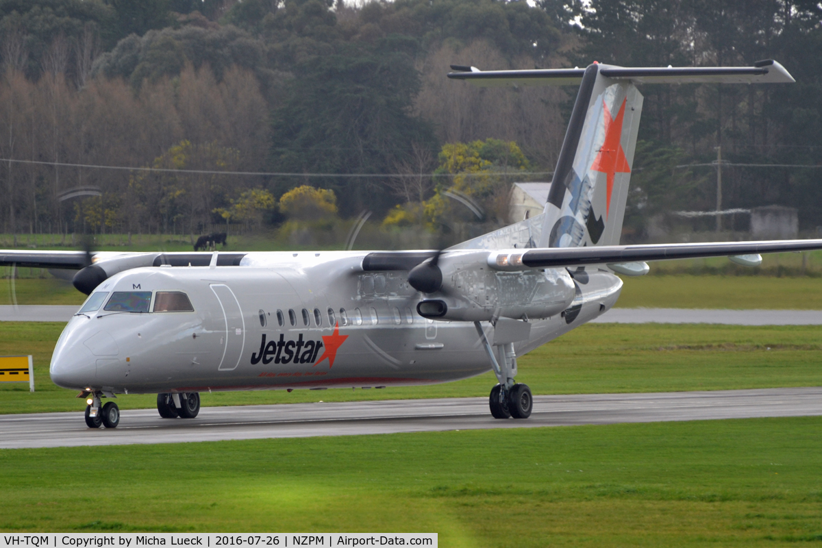 VH-TQM, 2004 De Havilland Canada DHC-8-315Q Dash 8 C/N 604, At Palmerston North