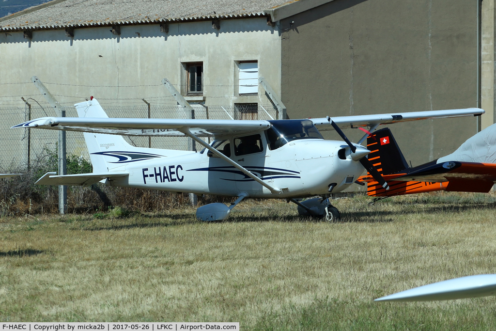 F-HAEC, Cessna 172S C/N 172S10041, Parked