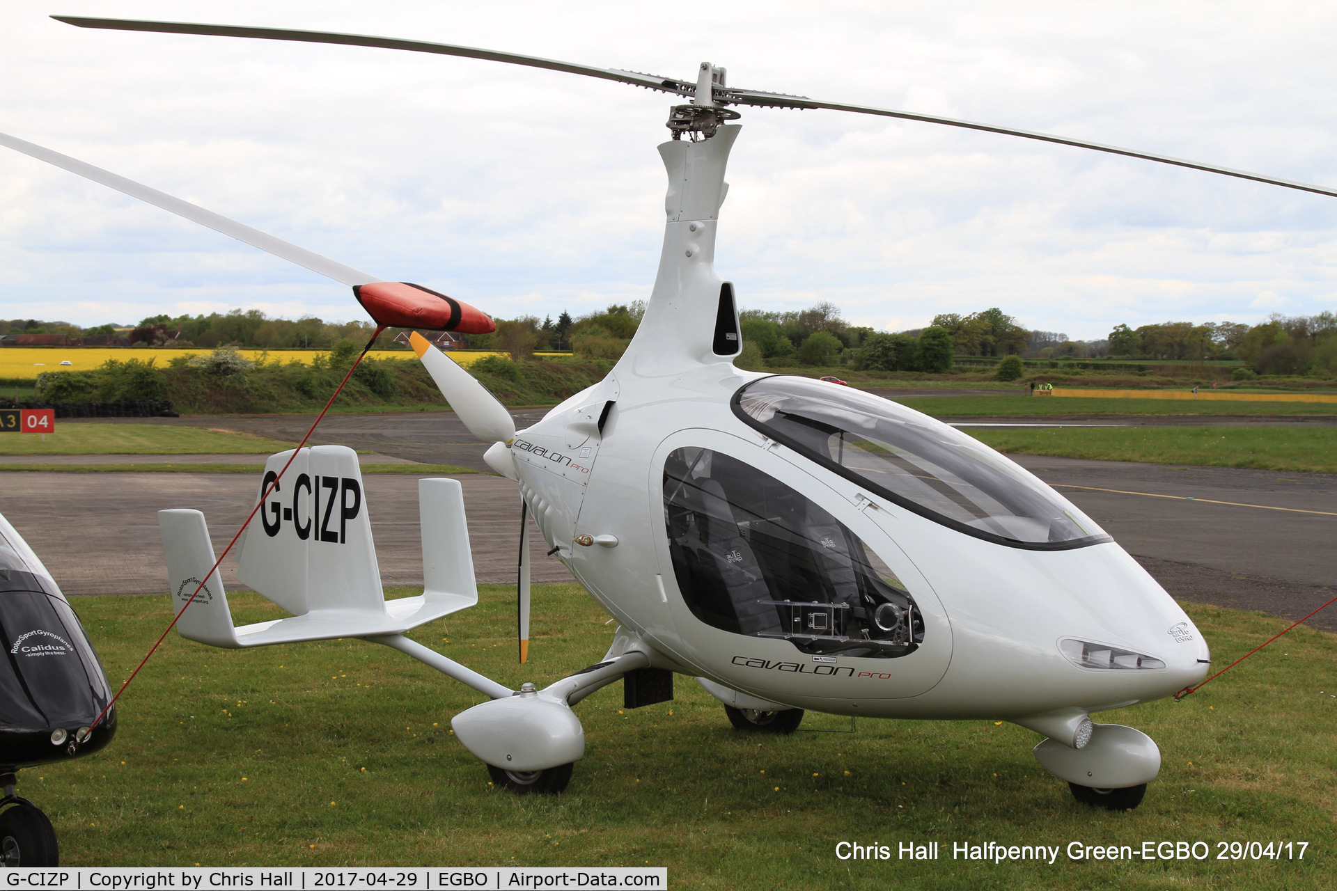 G-CIZP, 2015 RotorSport UK Cavalon Pro C/N RSUK/CAVP/001, at the Radial & Trainer fly-in