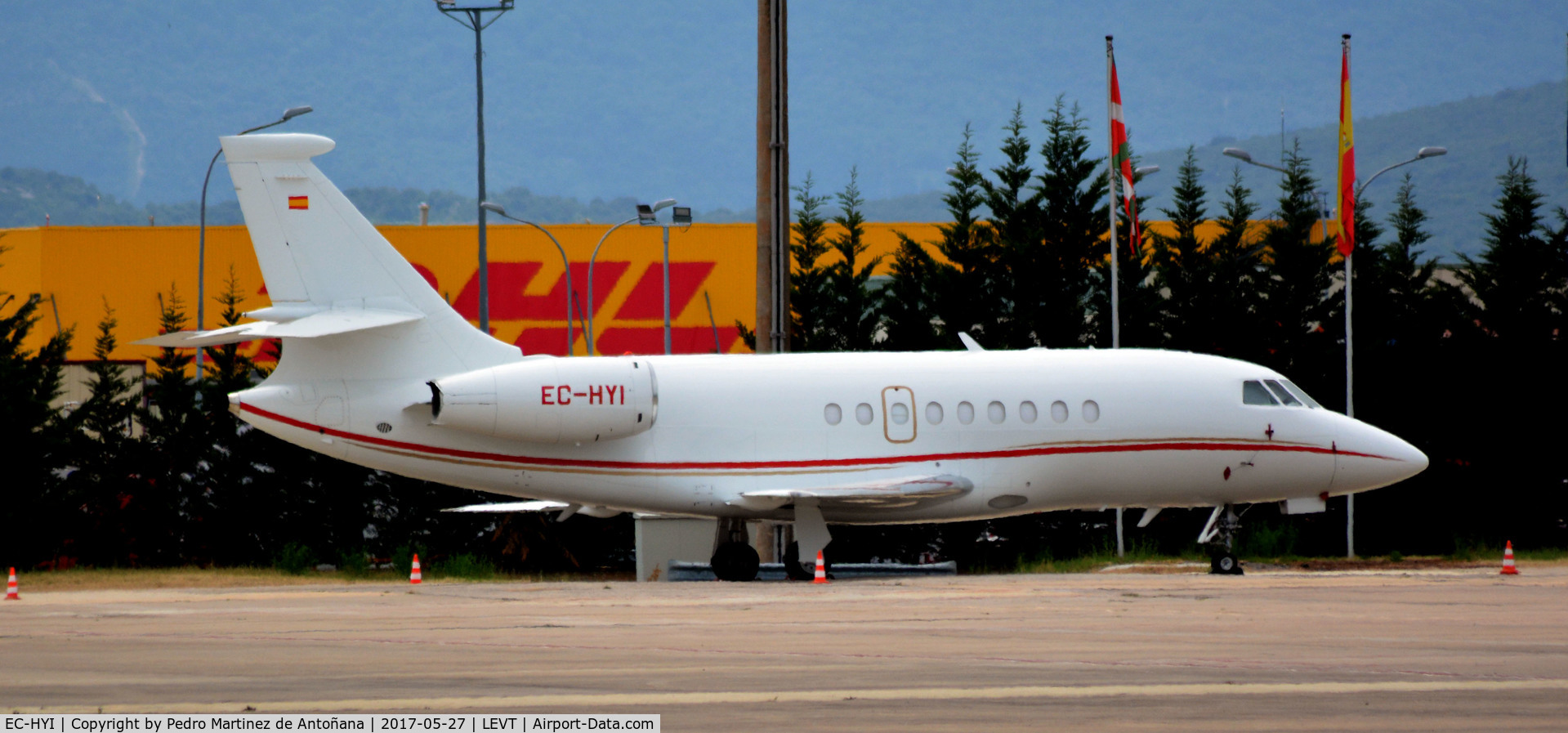 EC-HYI, Dassault Falcon 2000 C/N 150, Foronda - Vitoria-Gasteiz - España