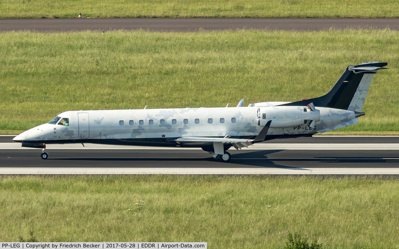 PP-LEG, 2013 Embraer EMB-135BJ Legacy 650 C/N 14501170, decelerating after touchdown